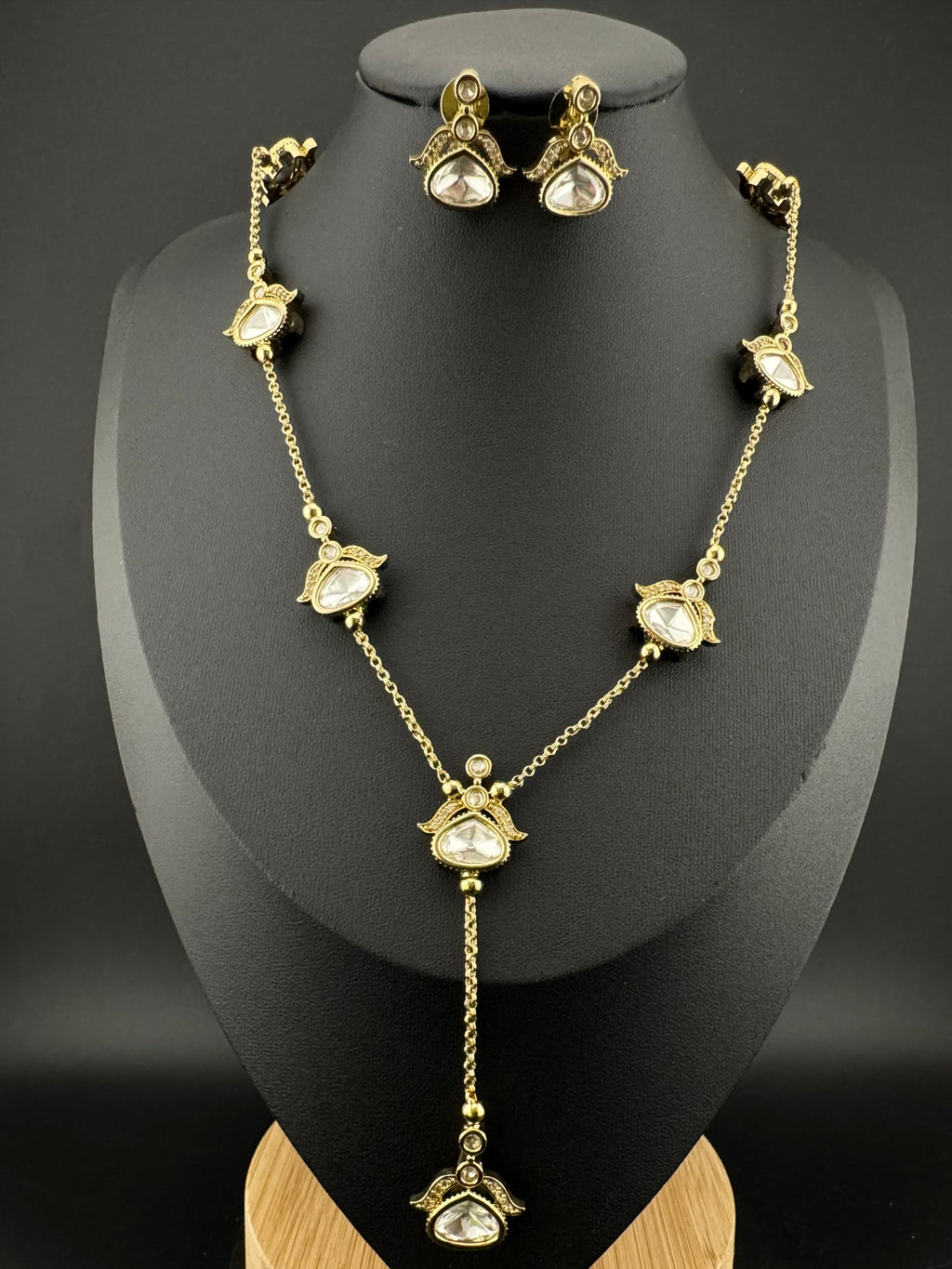 Premium quality Matt gold Uncut moissanite Kundan Sleek Long charms Necklace with studs earrings/Teens long sleek necklace/Bridesmaids gift