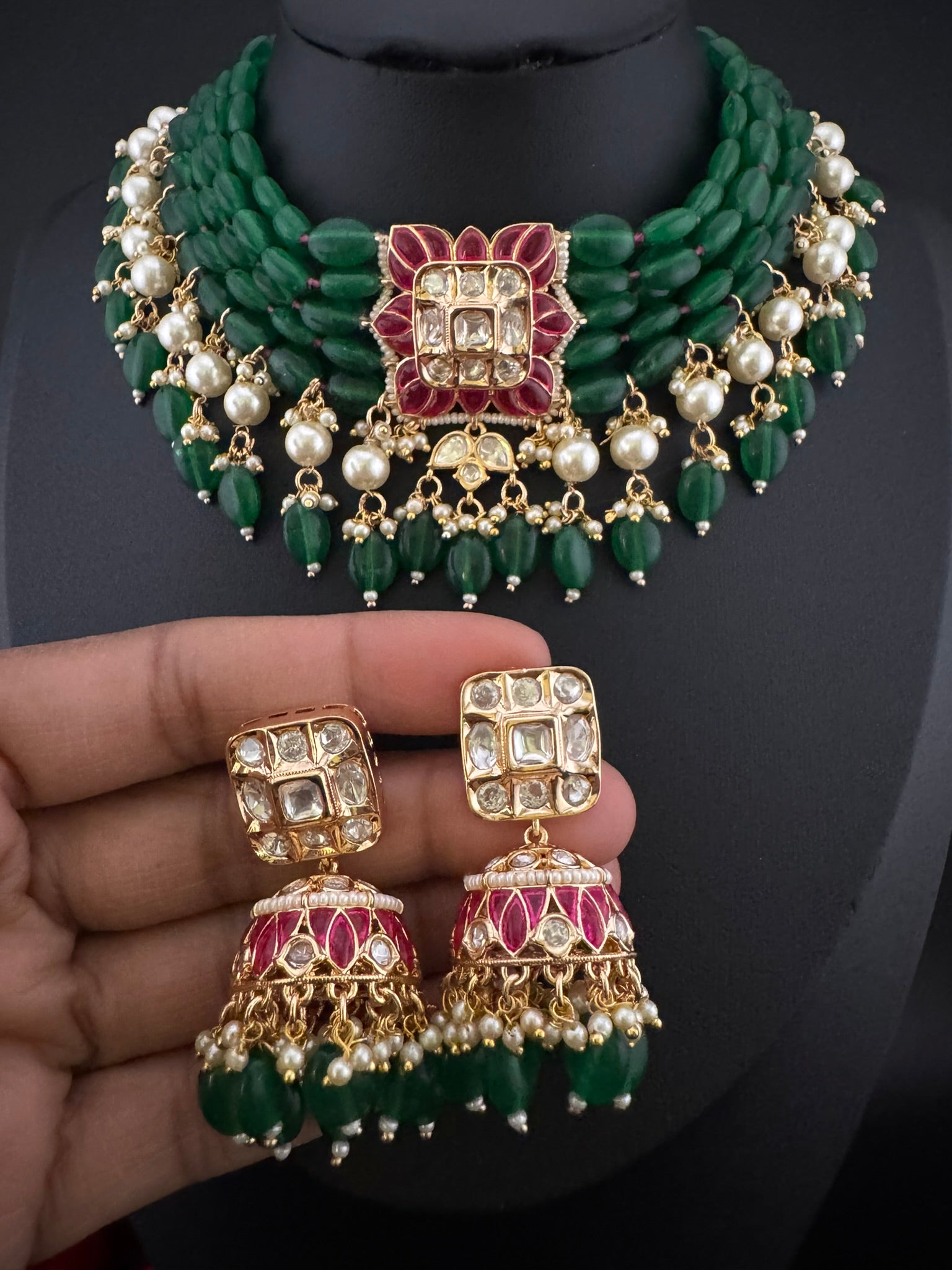 Premium Quality Tyaani inspired Pachi kundan choker Necklace set with jhumka earrings/Sonakshi wedding necklace/emerald green choker set