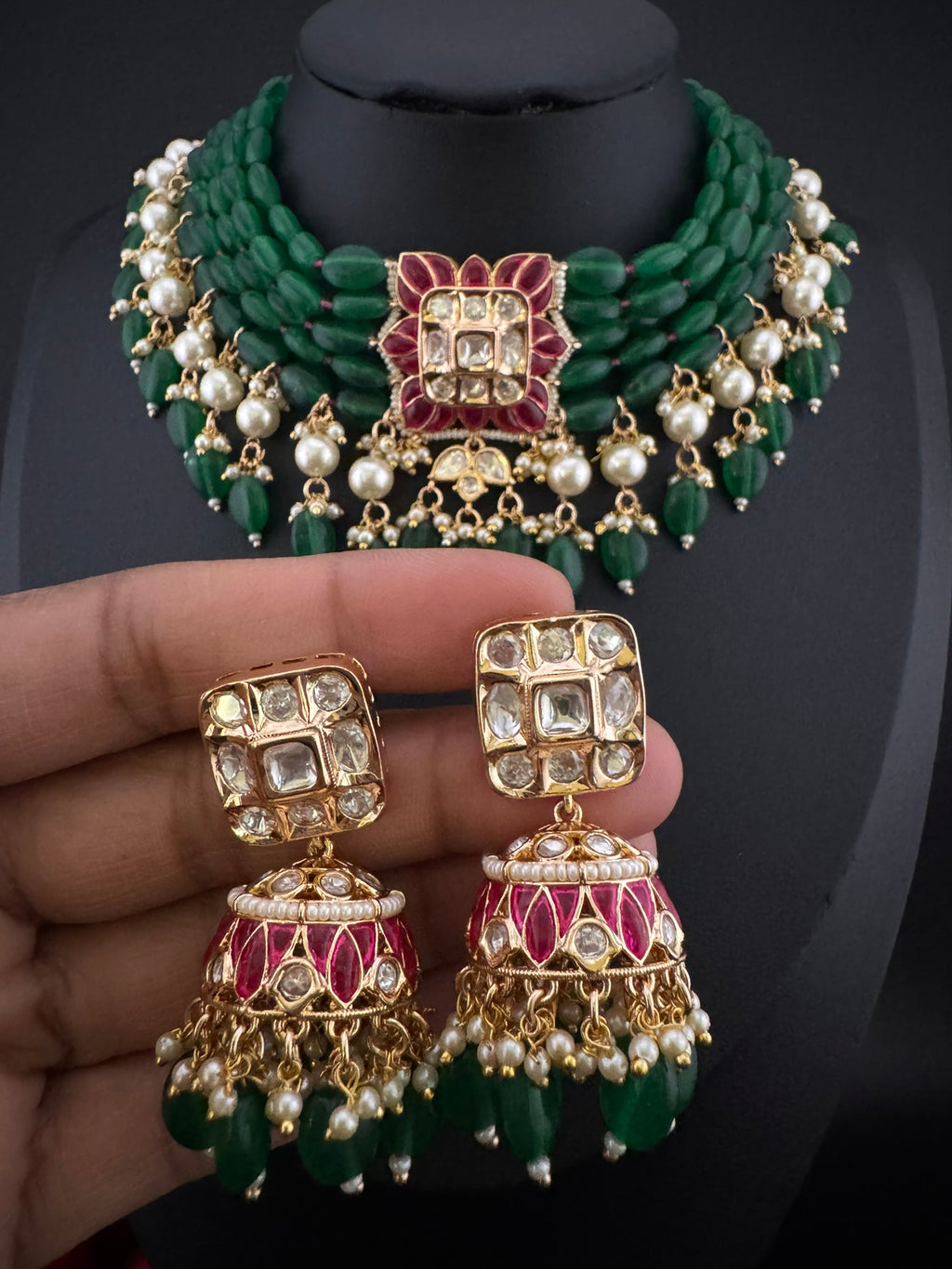 Premium Quality Tyaani inspired Pachi kundan choker Necklace set with jhumka earrings/Sonakshi wedding necklace/emerald green choker set