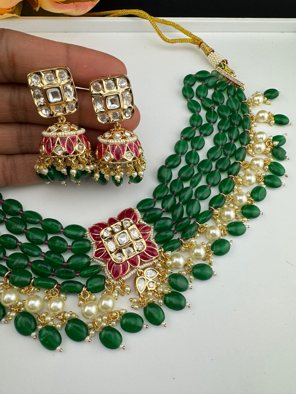 Premium Quality Tyaani inspired Pachi kundan choker Necklace set with jhumka earrings/Sonakshi wedding necklace/emerald green choker set