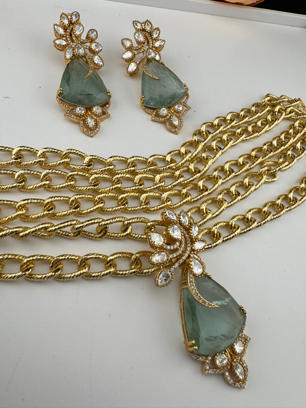 Premium Quality Chunky Gold chain and doublet stone choker Necklace set with earrings/Light green choker set/Stylish thick chunky choker set