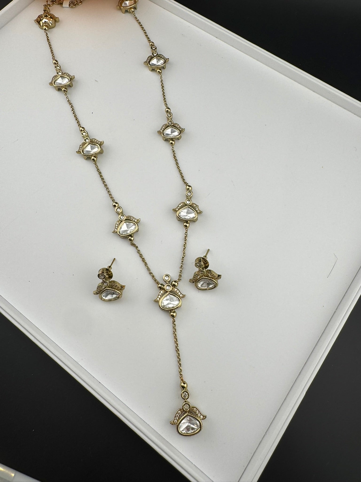 Premium quality Matt gold Uncut moissanite Kundan Sleek Long charms Necklace with studs earrings/Teens long sleek necklace/Bridesmaids gift