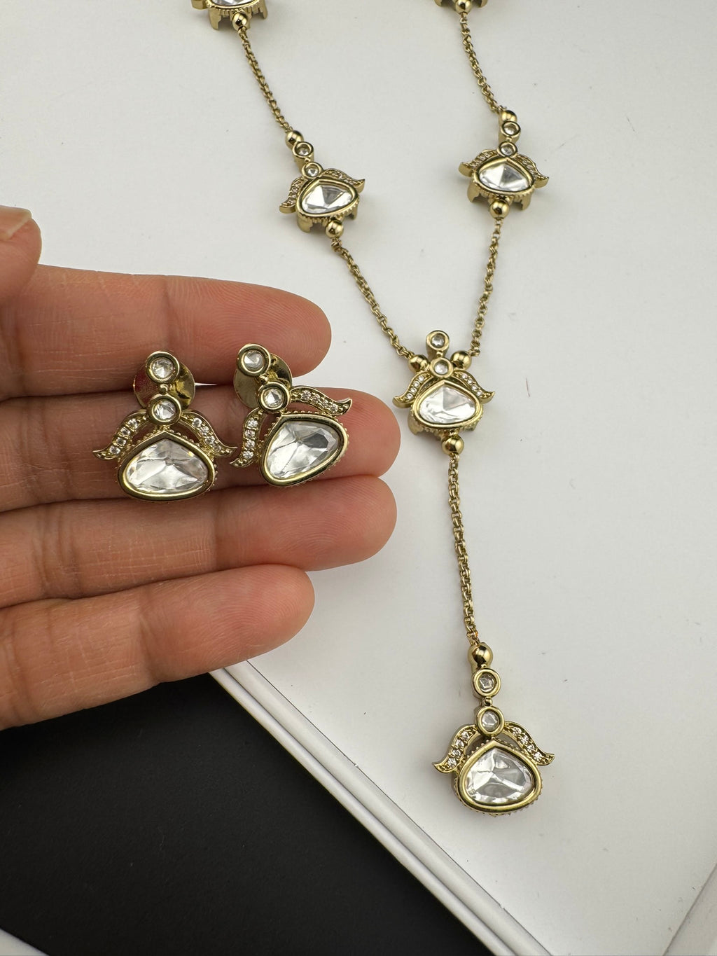 Premium quality Matt gold Uncut moissanite Kundan Sleek Long charms Necklace with studs earrings/Teens long sleek necklace/Bridesmaids gift