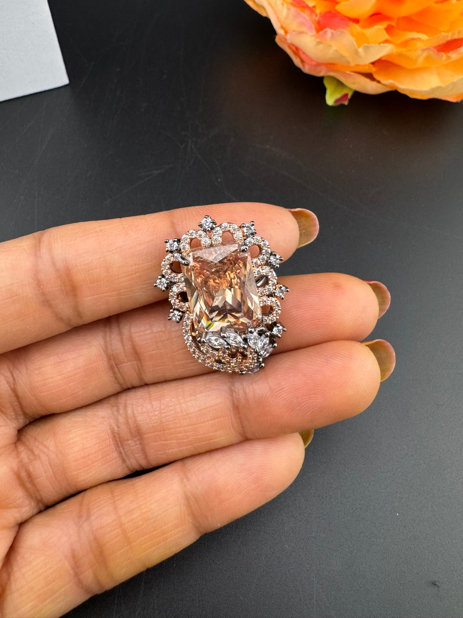 Premium Victorian Adjustable Ring in Crystal and Cubic Zirconia