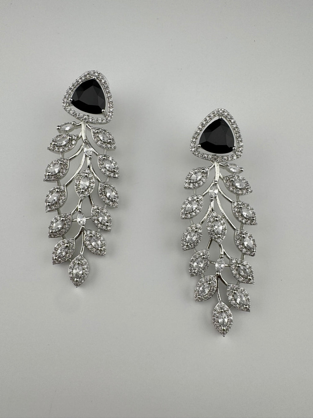 Leaf style Premium Cubic Zirconia, Crystal, Natural stone in silver color Long earrings