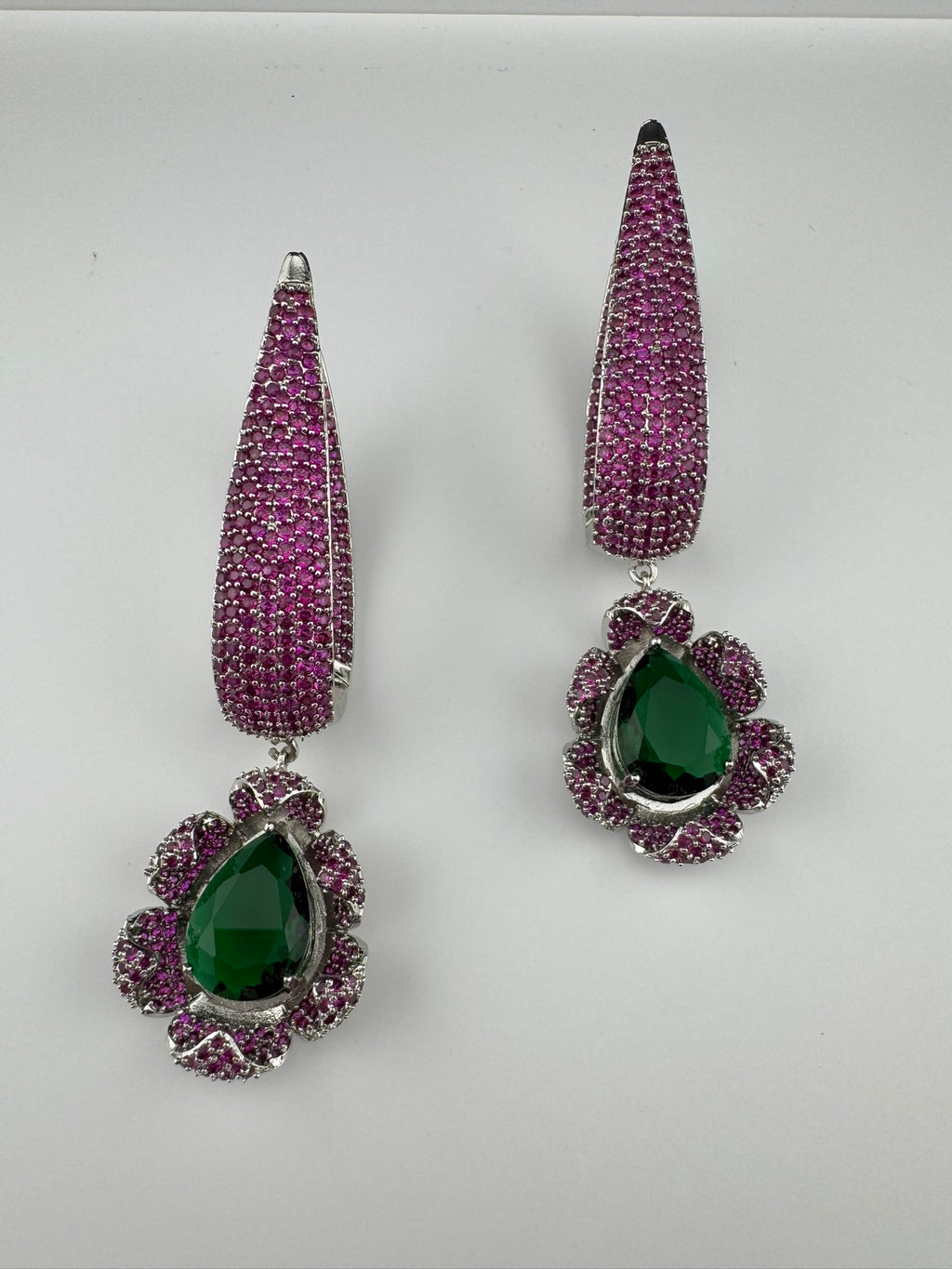 Leaf style Premium Cubic Zirconia, Crystal, Natural stone in silver color Long earrings