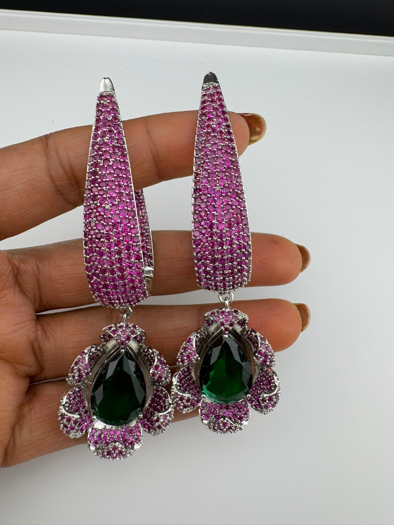 Leaf style Premium Cubic Zirconia, Crystal, Natural stone in silver color Long earrings