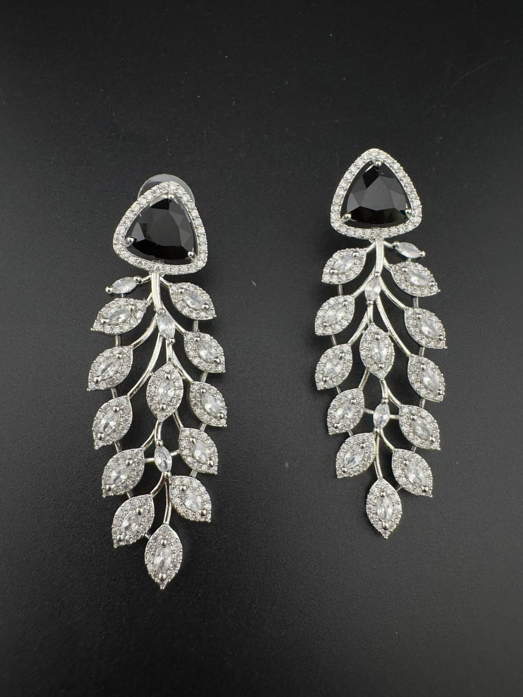 Leaf style Premium Cubic Zirconia, Crystal, Natural stone in silver color Long earrings