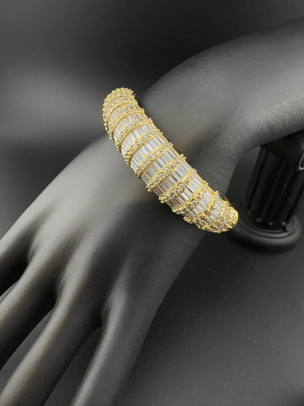 Single Openable Designer bracelet with crystal stones, Cubic Zirconia in unique Nano setting/single bangle/Fits size upto 2.6"