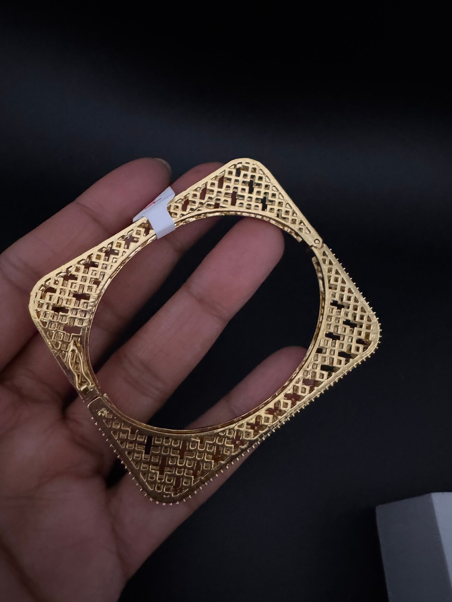 High Quality Square Gold Polish, Cubic Zirconia Openable Bracelet Designer bracelet