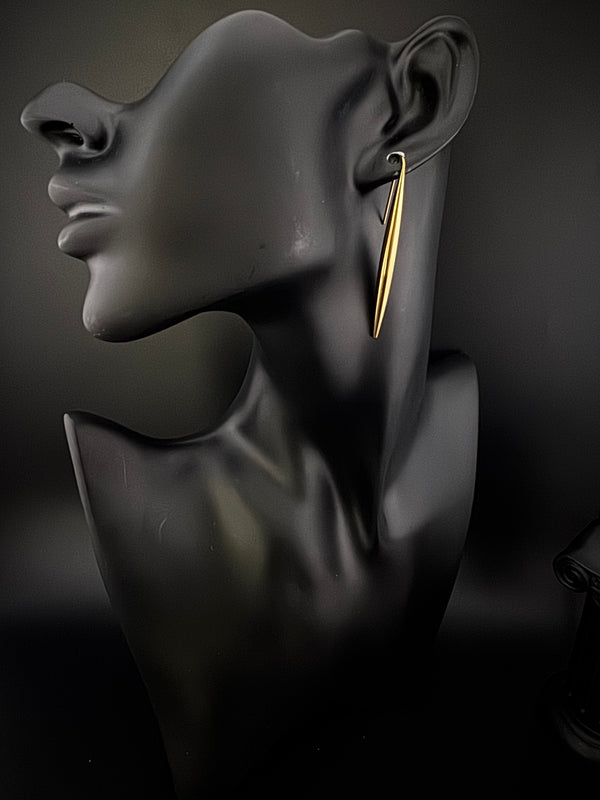 Anti-Tarnish, Water resistant Gold dangle earrings in drop design/Everyday earrings/Light weight everyday jewelry/sleek long earring