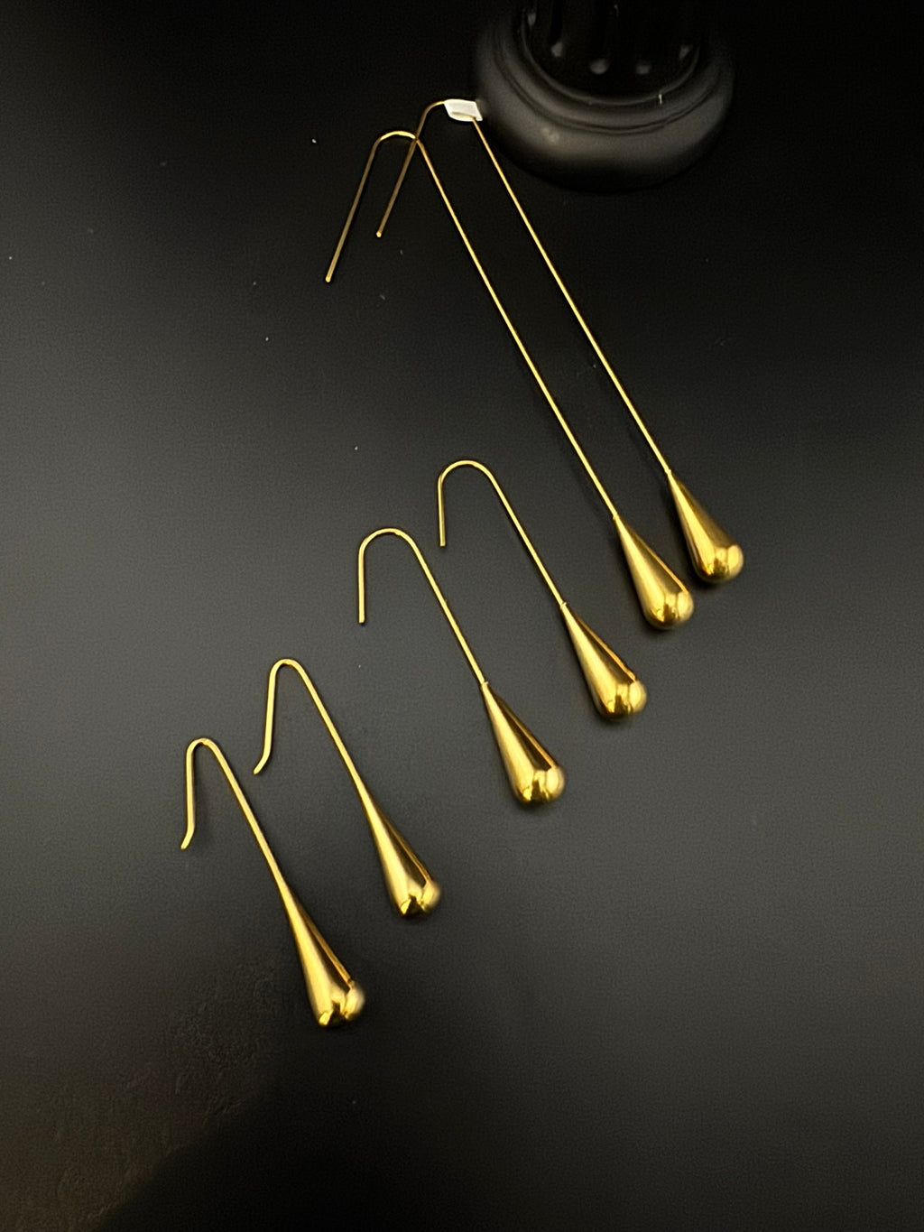 Anti-Tarnish, Water resistant Gold dangle earrings in drop design/Everyday earrings/Light weight everyday jewelry/sleek long earring