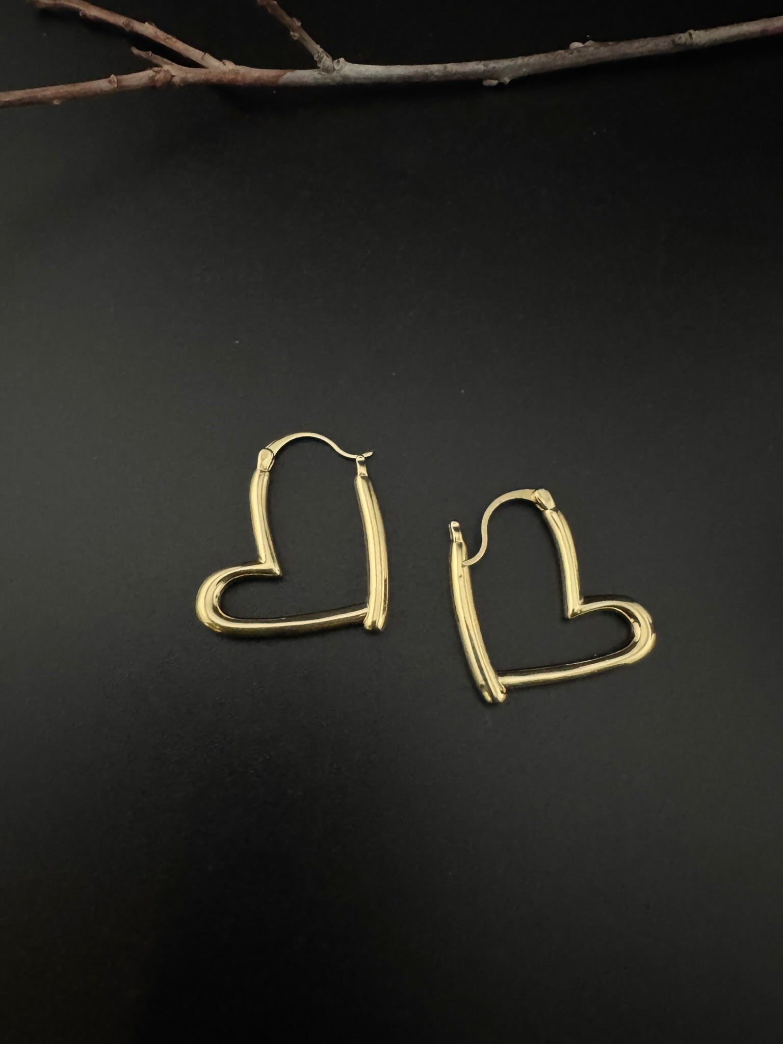 Anti-Tarnish Water resistant Gold Hoop earrings in drop design/Everyday earrings/Light weight everyday jewelry/office wear/daily wear hoops