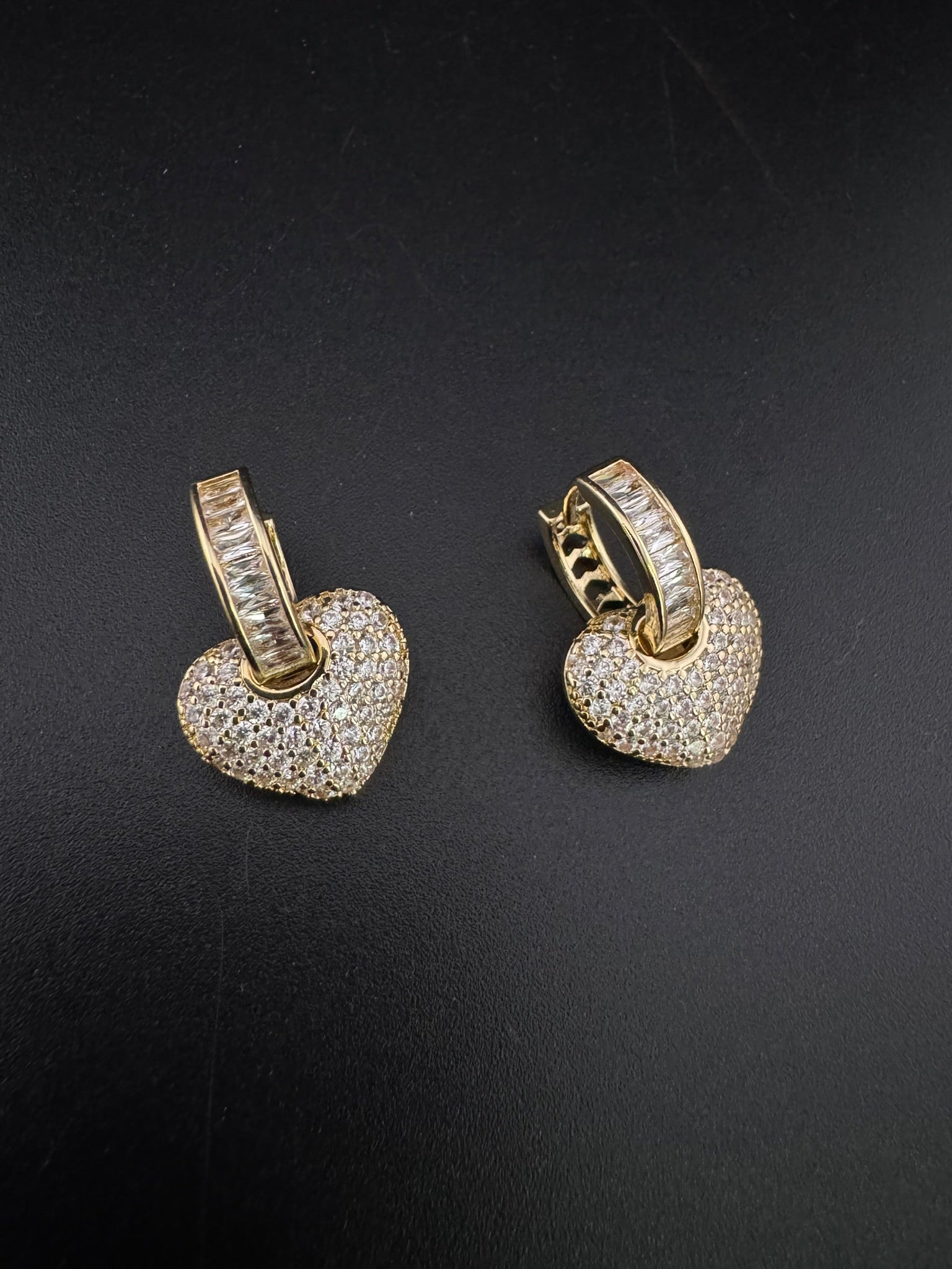 Anti-Tarnish Water resistant Gold Hoop earrings in drop design/Everyday earrings/Light weight everyday jewelry/office wear/daily wear hoops