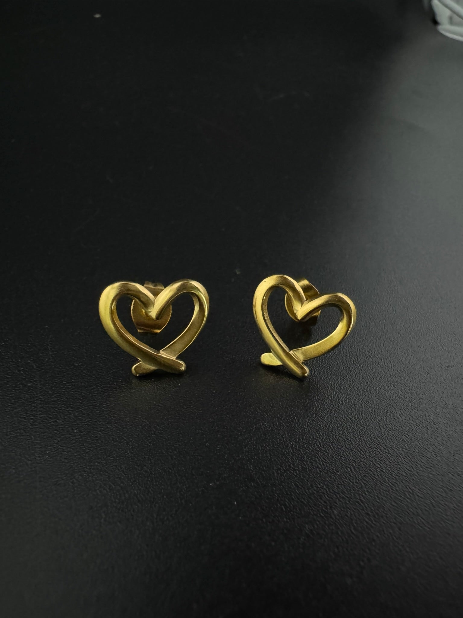 Anti-Tarnish Water resistant Gold Hoop earrings in drop design/Everyday earrings/Light weight everyday jewelry/office wear/daily kids jewelry