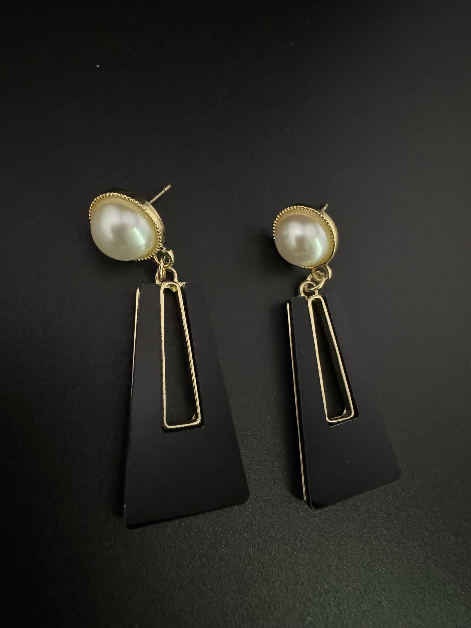 Anti-Tarnish Water resistant Gold Hoop earrings in drop design/Everyday earrings/Light weight everyday jewelry/office wear/daily kids jewelry