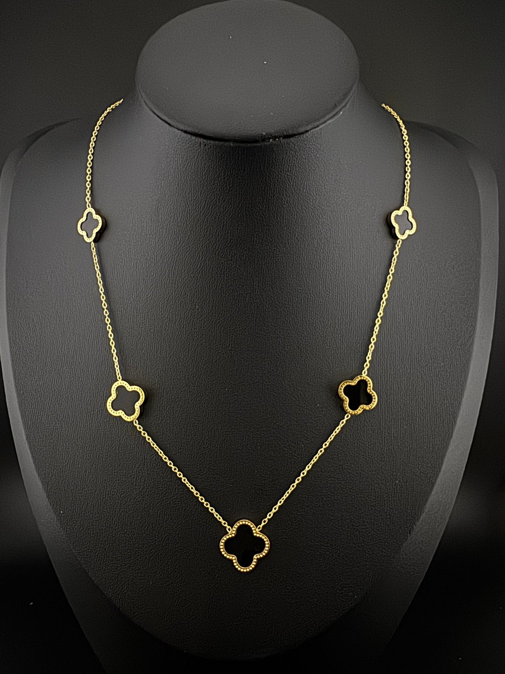 Anti-Tarnish Water resistant 18K Gold color plated clover Necklace/Office wear /Everyday jewelry/Light weight everyday jewelry