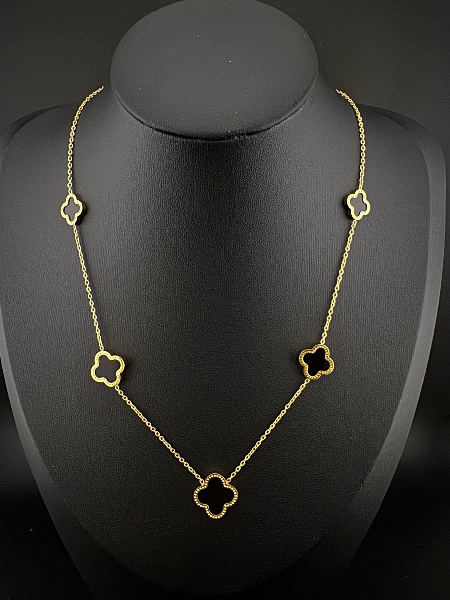 Anti-Tarnish Water resistant 18K Gold color plated clover Necklace/Office wear /Everyday jewelry/Light weight everyday jewelry