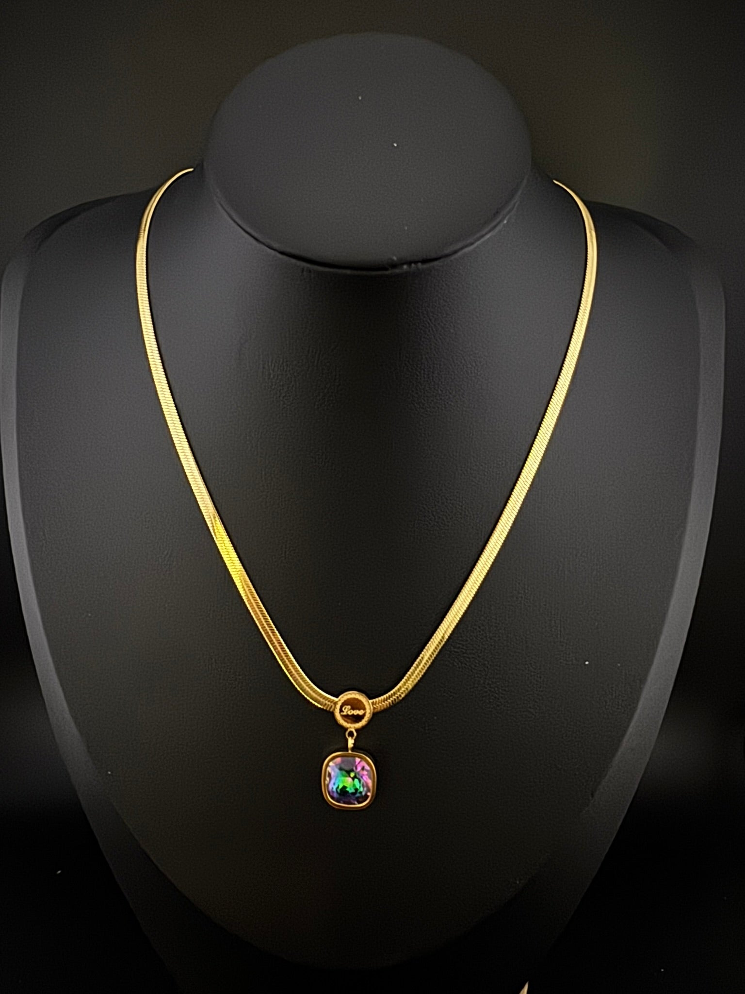 Anti-Tarnish Water resistant 18K Gold color plated necklace/Simple Office wear necklace/Everyday jewelry/Light weight everyday jewelry