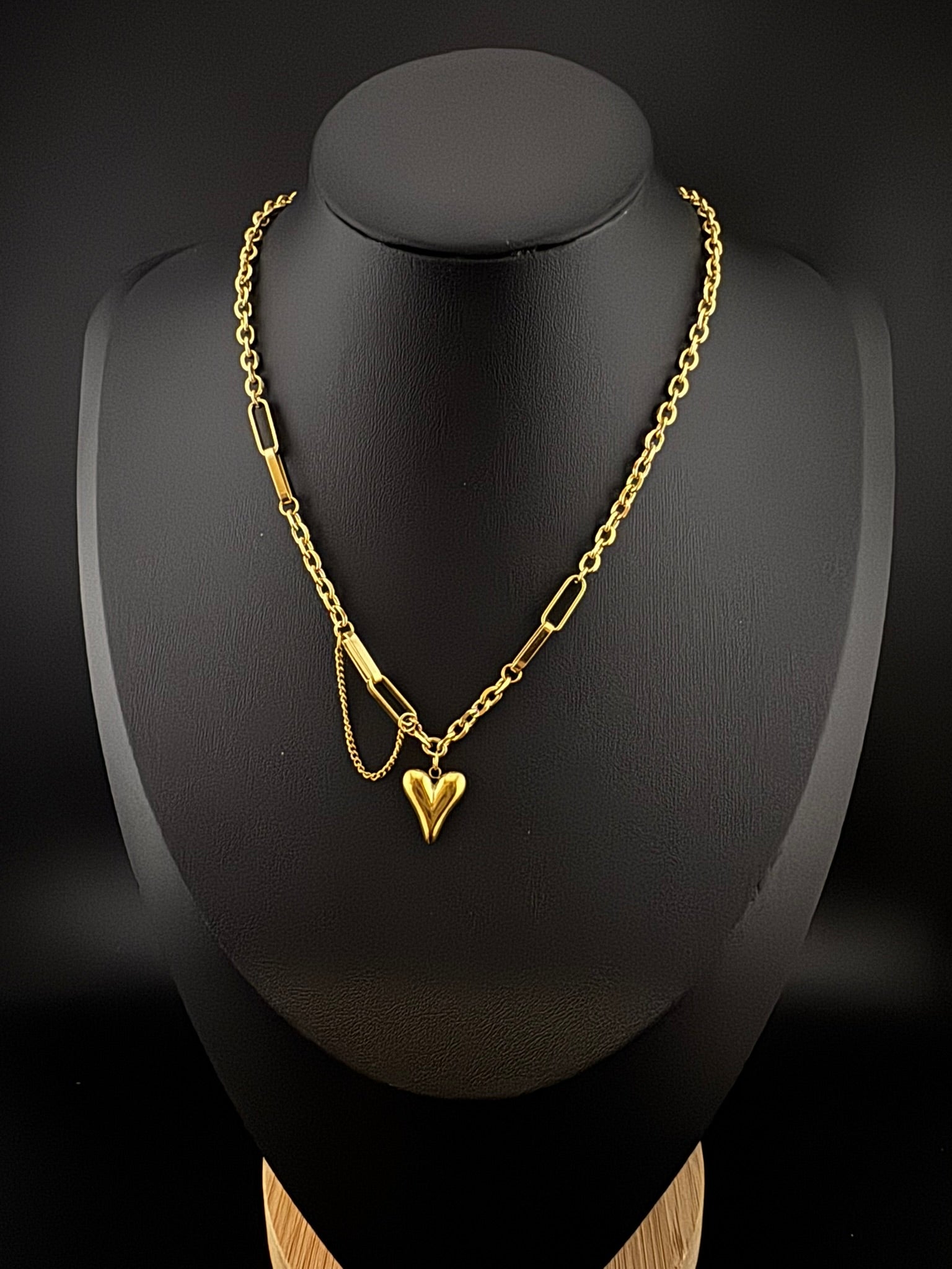 Anti-Tarnish Water resistant 18K Gold color plated necklace/everyday jewelry/Simple Office wear necklace/gold jewelry/Light weight jewelry