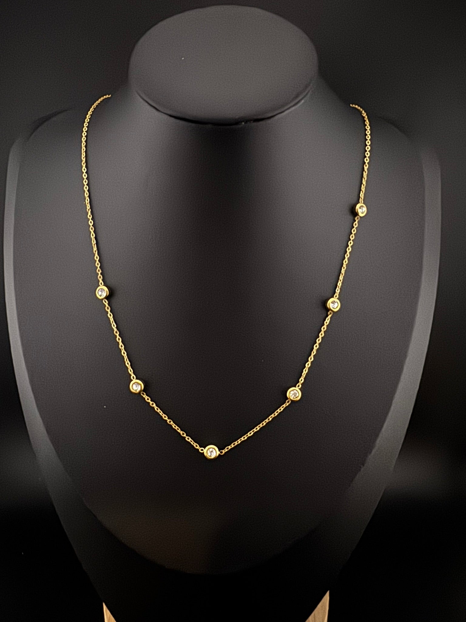 Anti-Tarnish Water resistant 18K Gold color plated necklace/everyday jewelry/Simple Office wear necklace/gold jewelry/Light weight jewelry