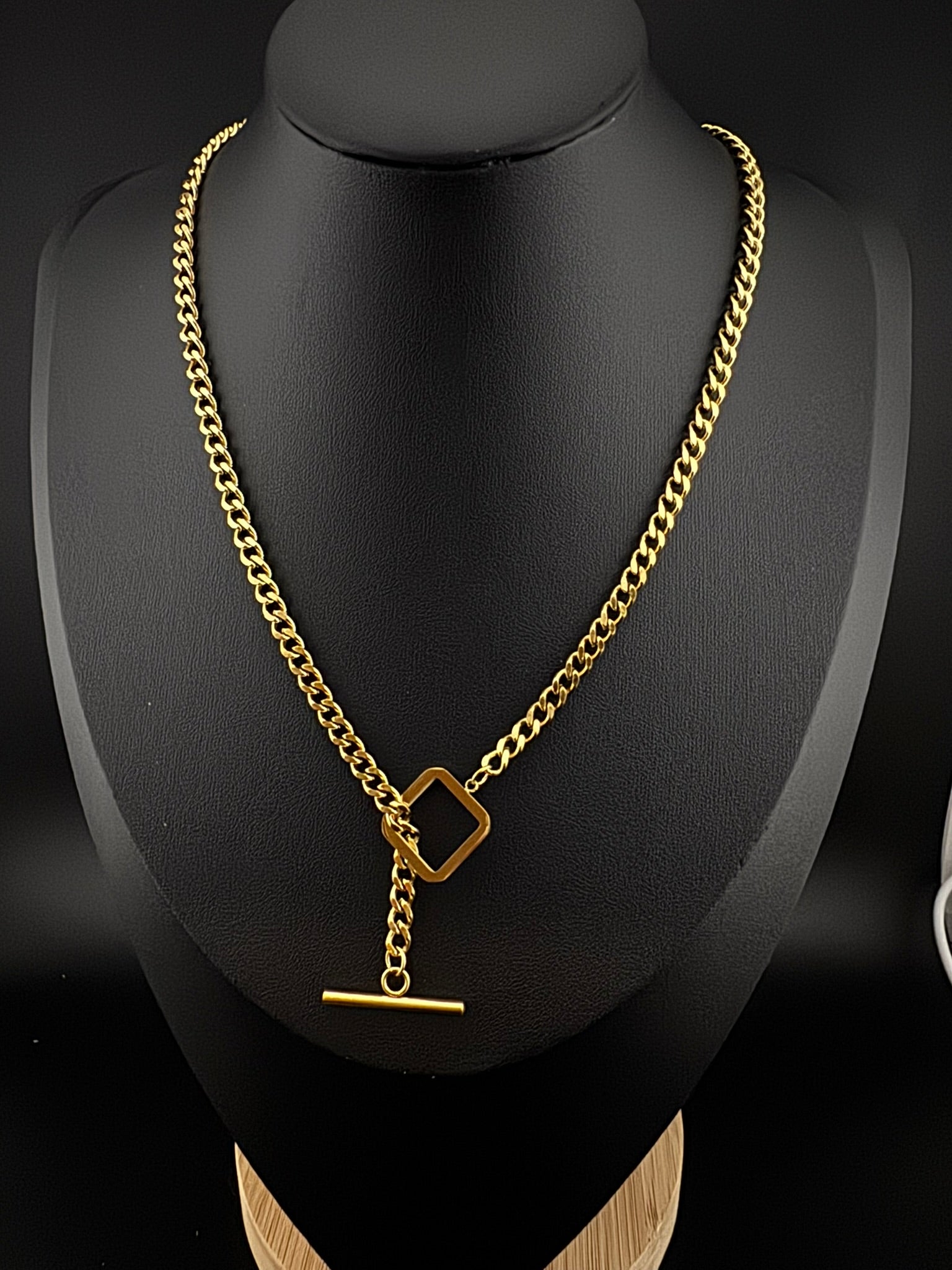 Anti-Tarnish Water resistant 18K Gold color plated necklace/everyday jewelry/Simple Office wear necklace/gold jewelry/Light weight jewelry