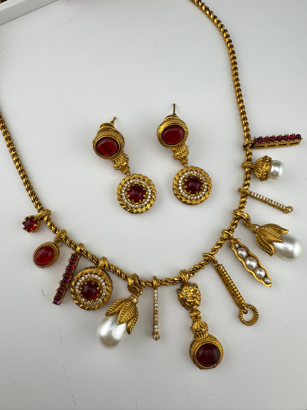 Sabyasachi Inspired Necklace set in matt gold, Pearls and natural stones/Contemporary necklace set/Indian jewelry/Unique necklace set