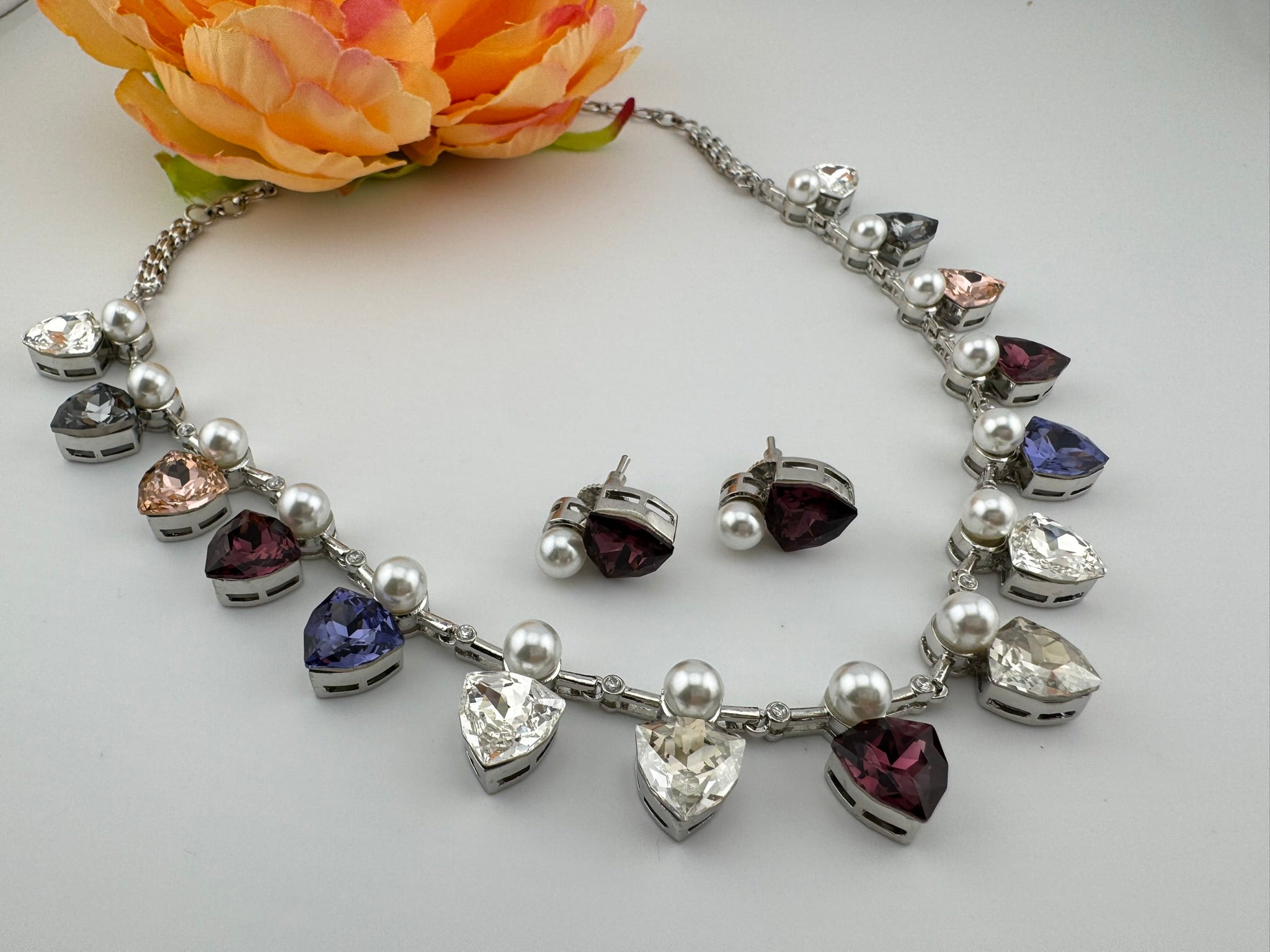 Premium High Shine Swarovski crystals, Cubic Zirconia Modern Necklace with stud earring/Indian jewelry/Collar Necklace set/Bridal necklace