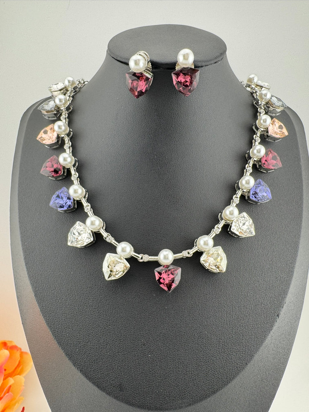 Premium High Shine Swarovski crystals, Cubic Zirconia Modern Necklace with stud earring/Indian jewelry/Collar Necklace set/Bridal necklace