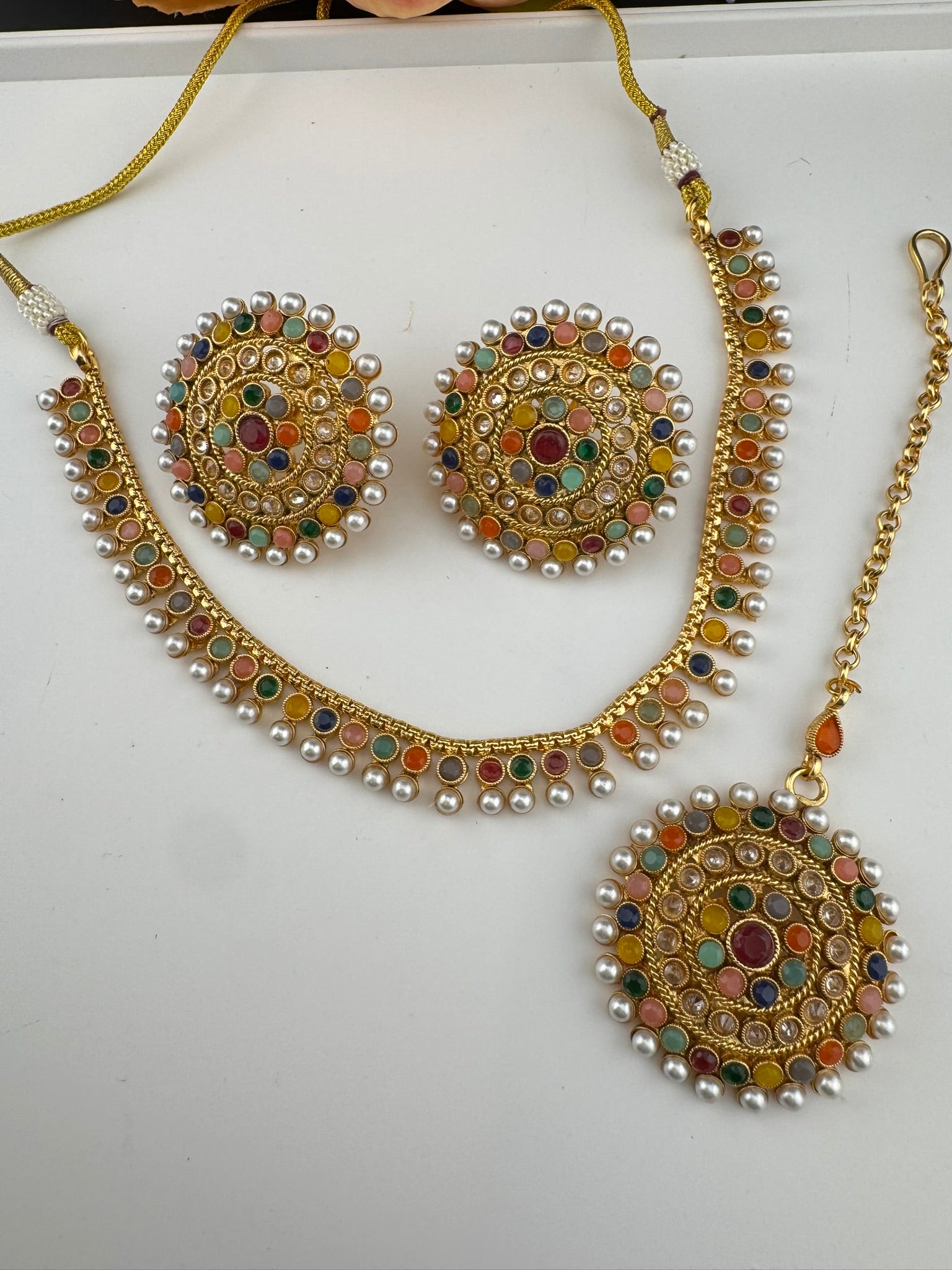 Premium Quality Traditional matt Gold, stones and pearls Necklace with oversized stud earrings and Tikka/Indian sleek necklace set/lightw