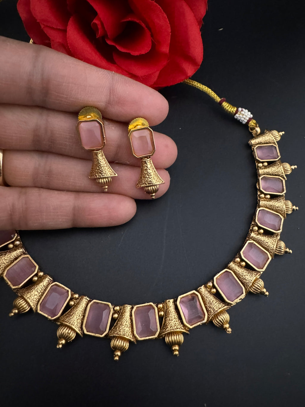 Premium Quality Traditional matt Gold and stones sleek Necklace with earrings/Indian necklace set/sleek lightweight necklace set/Gold Plated