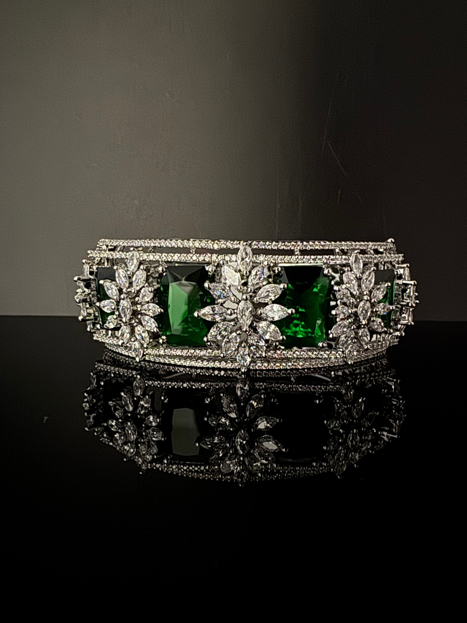 Premium Silver color Openable Designer bracelet with crystal stones, Cubic Zirconia in unique Designer setting/single bangle/Bracelet Bangle