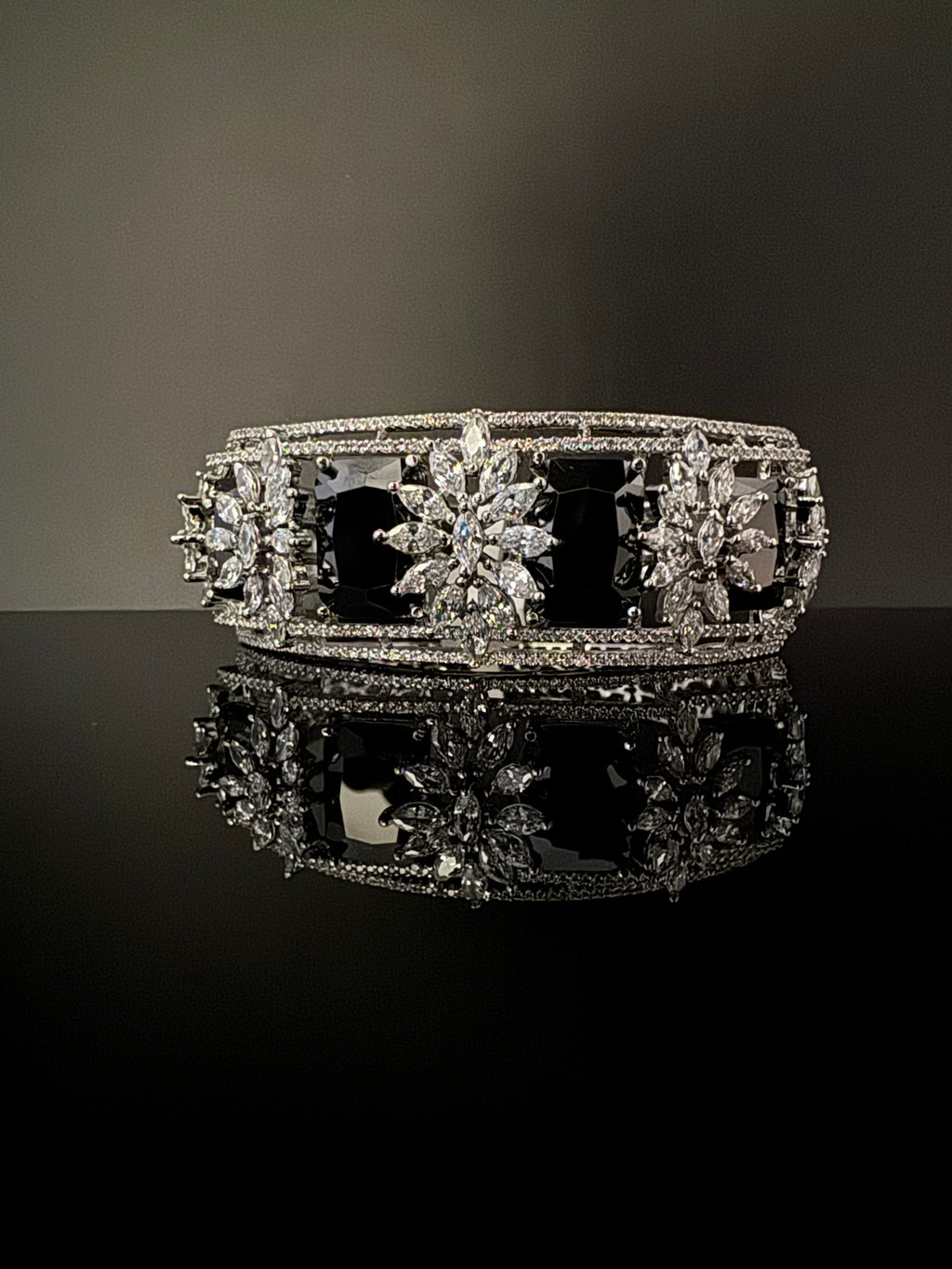 Premium Silver color Openable Designer bracelet with crystal stones, Cubic Zirconia in unique Designer setting/single bangle/Bracelet Bangle