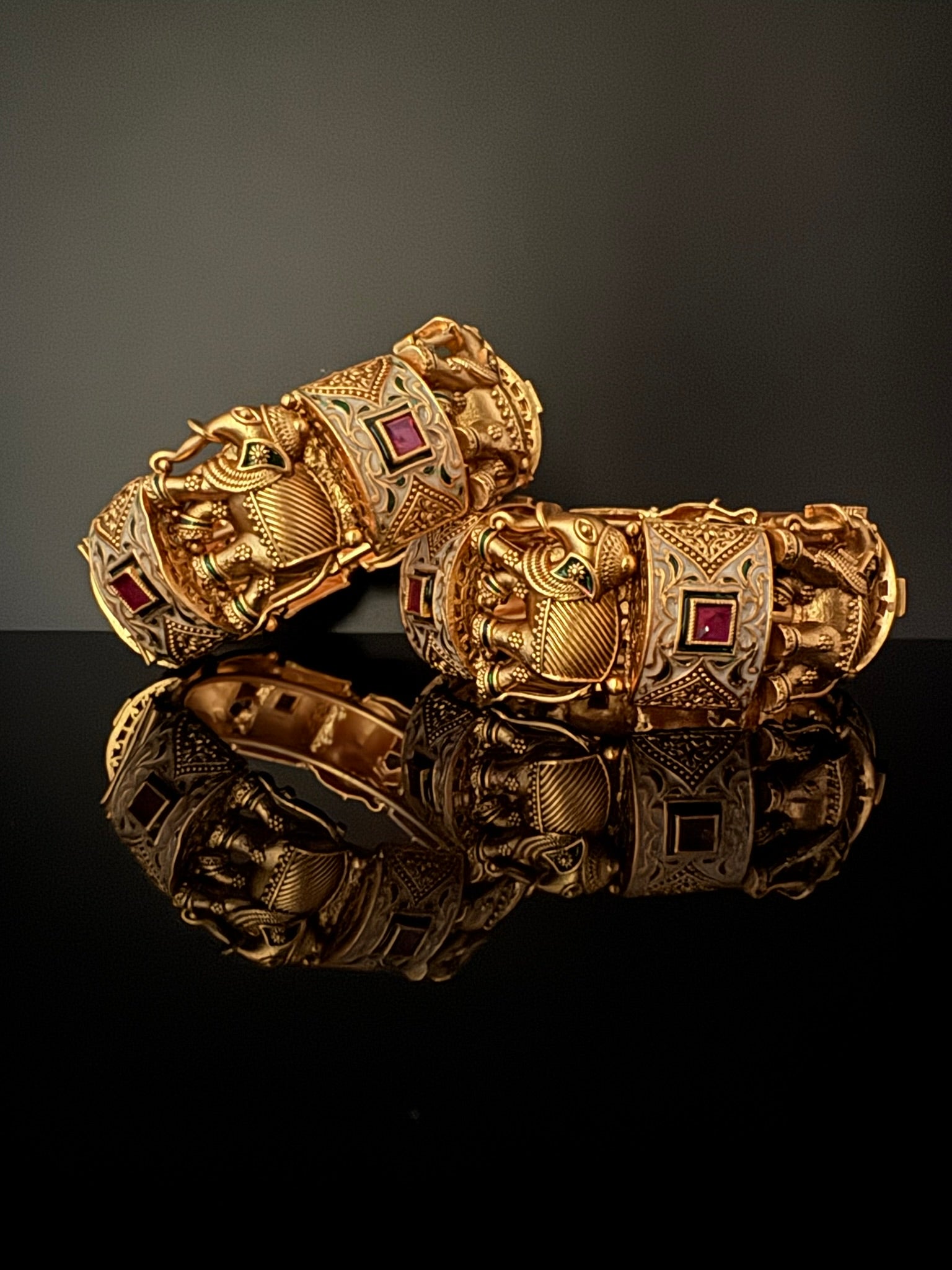 Openable Matt Gold, Enamel, Kundan kada is Amrapali inspired Designer bangles set/Indian Kada/Temple jewelry/Rajwadi Bangle/Size 2.4" & 2.6"