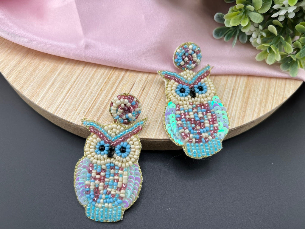 White and blue blue Owl shaped Beaded earrings, Handmade earrings