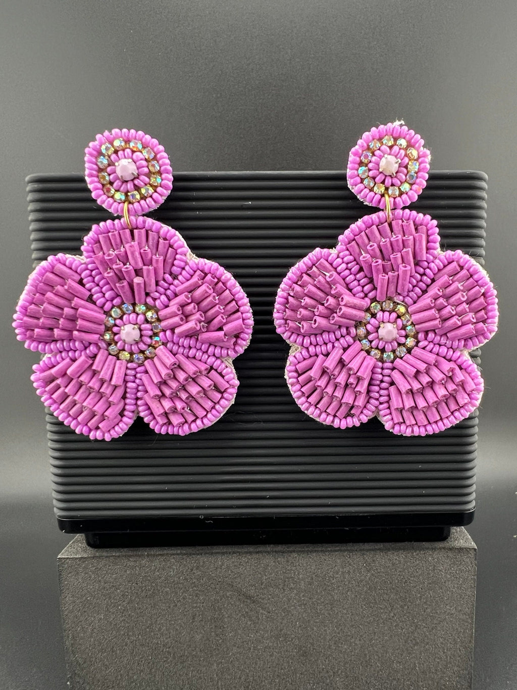 Beaded Purple/Lavender Flower quirky earring/Handmade earring/Statement Earring/Boho Earring/Beaded earring/Ethnic Earring/Wedding earrings