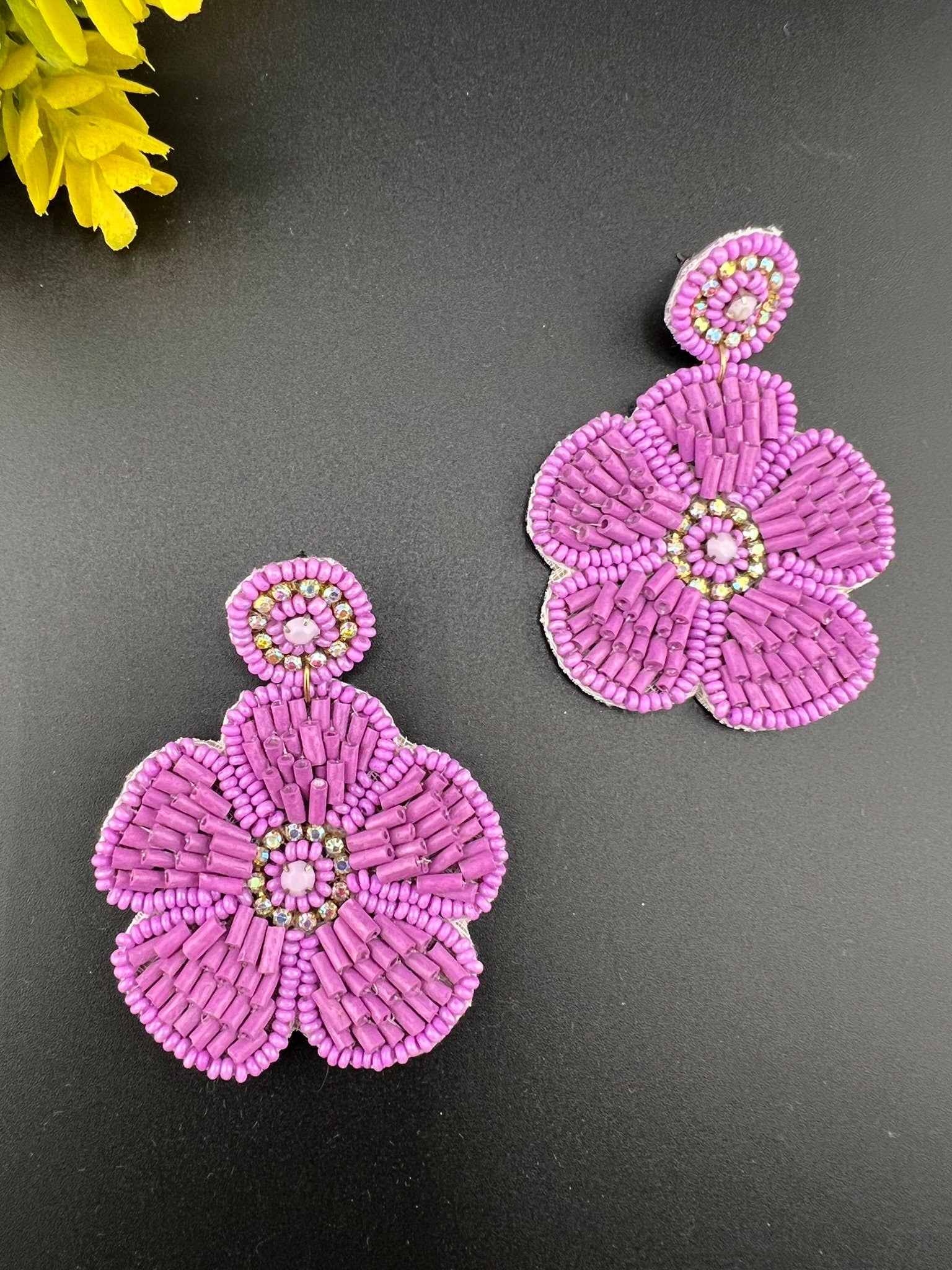 Beaded Purple/Lavender Flower quirky earring/Handmade earring/Statement Earring/Boho Earring/Beaded earring/Ethnic Earring/Wedding earrings