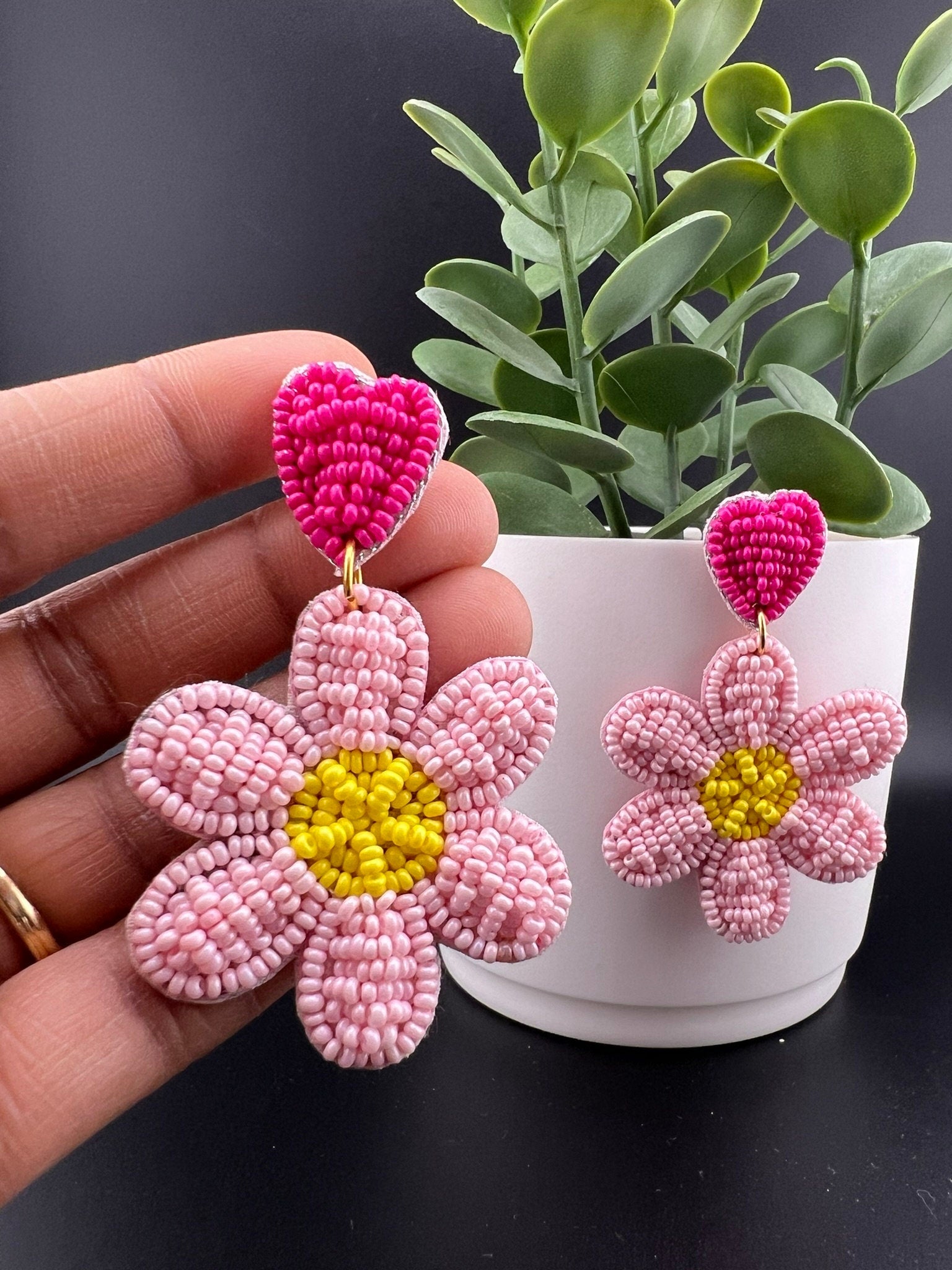 Beaded Baby Pink and Magenta Flower quirky earring/Handmade earring/Statement Earring/Boho Earring/Beaded earring/Ethnic Earring/Valentines