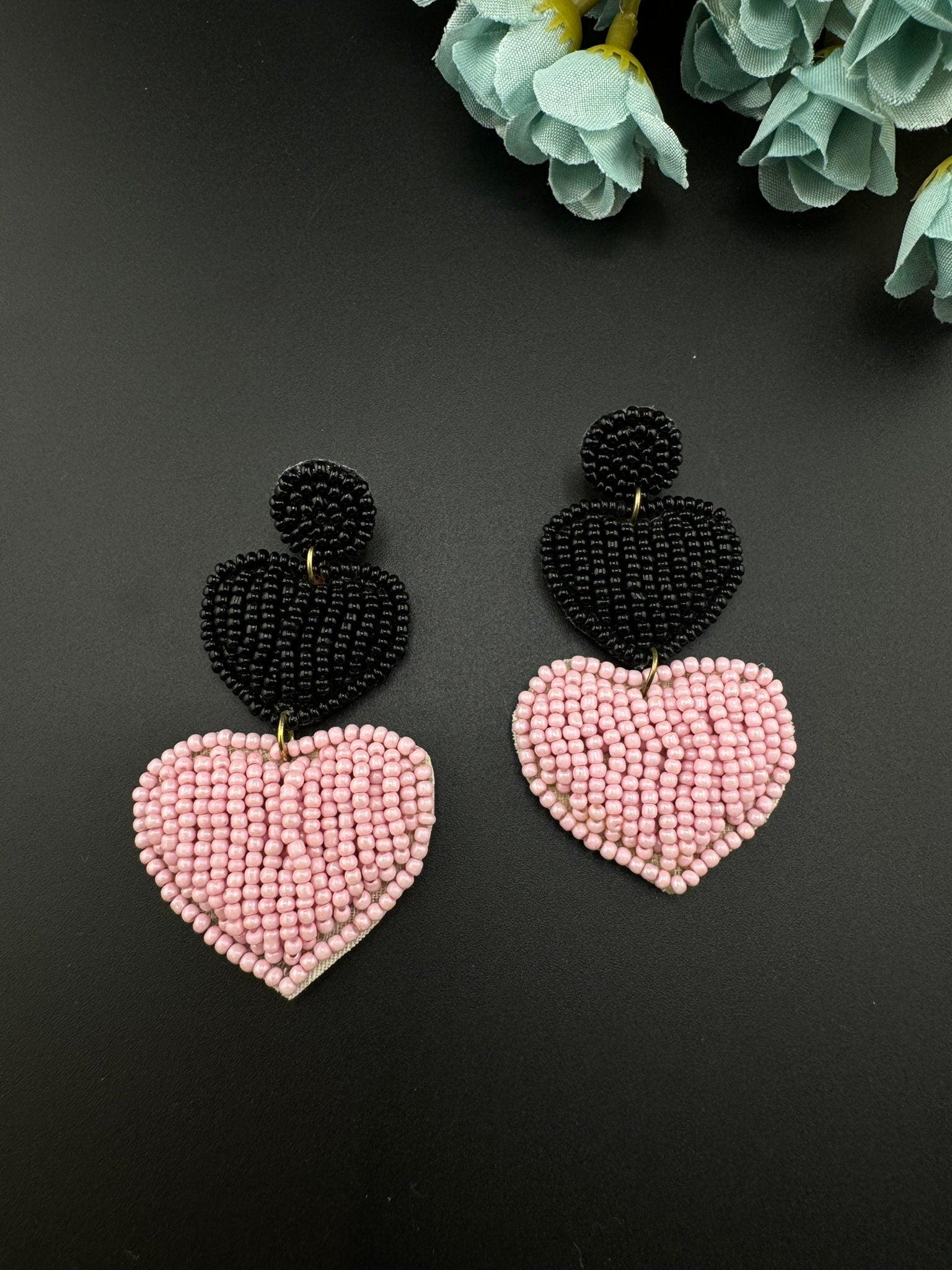 Beaded Baby Pink and Black Heart quirky earring/Handmade earring/Statement Earring/Boho Earring/Beaded earring/Ethnic Earring/Valentines day