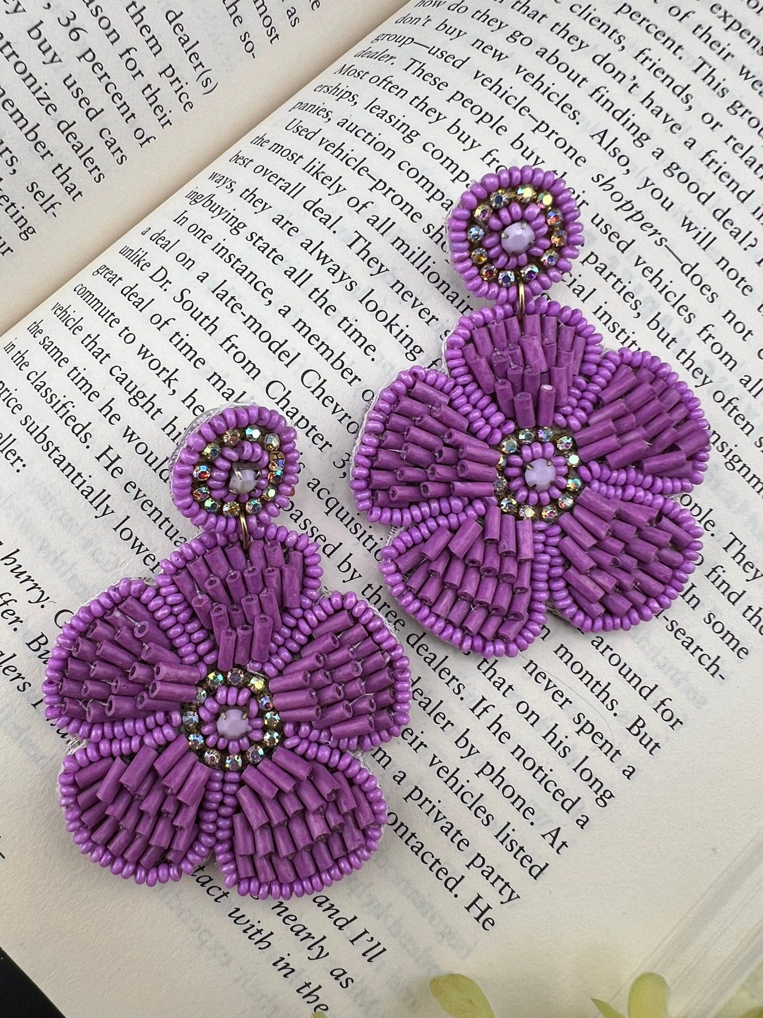 Beaded Purple/Lavender Flower quirky earring/Handmade earring/Statement Earring/Boho Earring/Beaded earring/Ethnic Earring/Wedding earrings