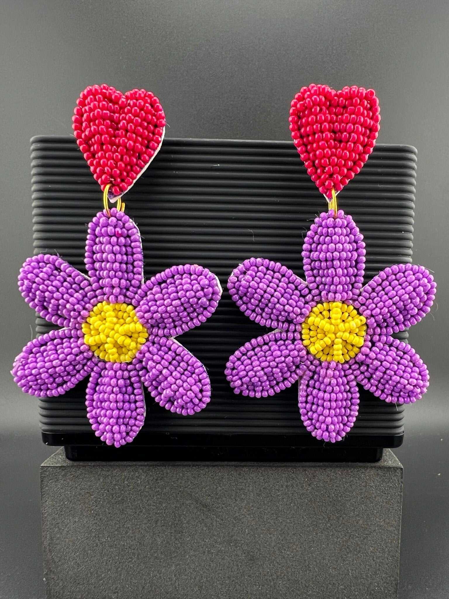 Beaded Purple and Pink Flower quirky earring/Handmade earring/Statement Earring/Boho Earring/Beaded earring/Ethnic Earring/Valentine earring