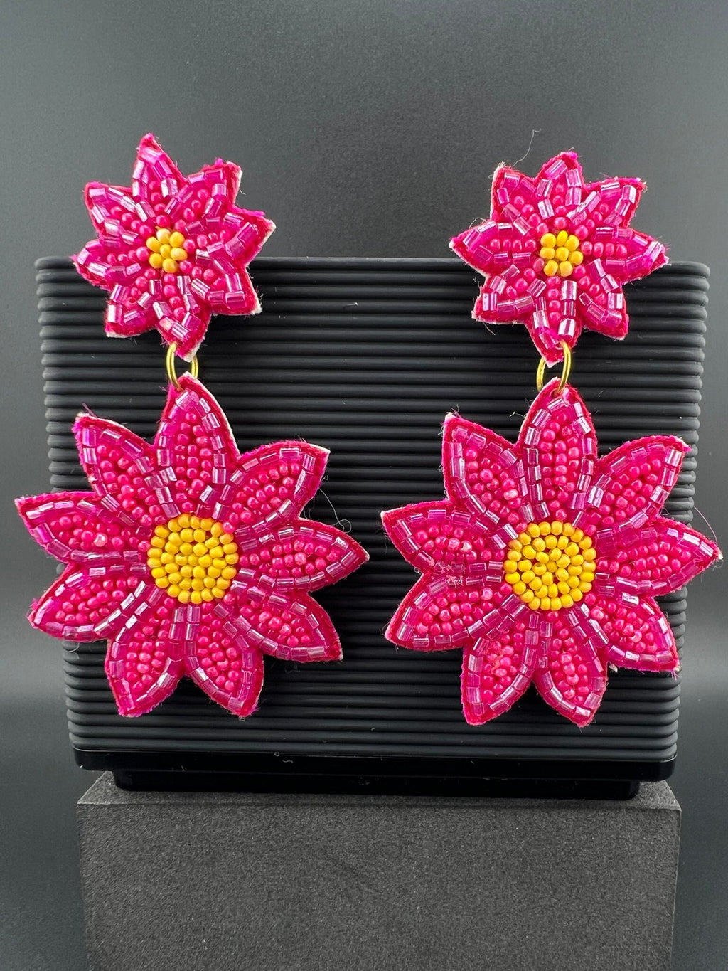 Beaded Shining Magenta/Pink Flower quirky earring/Handmade earring/Statement Earring/Boho Earring/Beaded earring/Ethnic Earring/Valentines