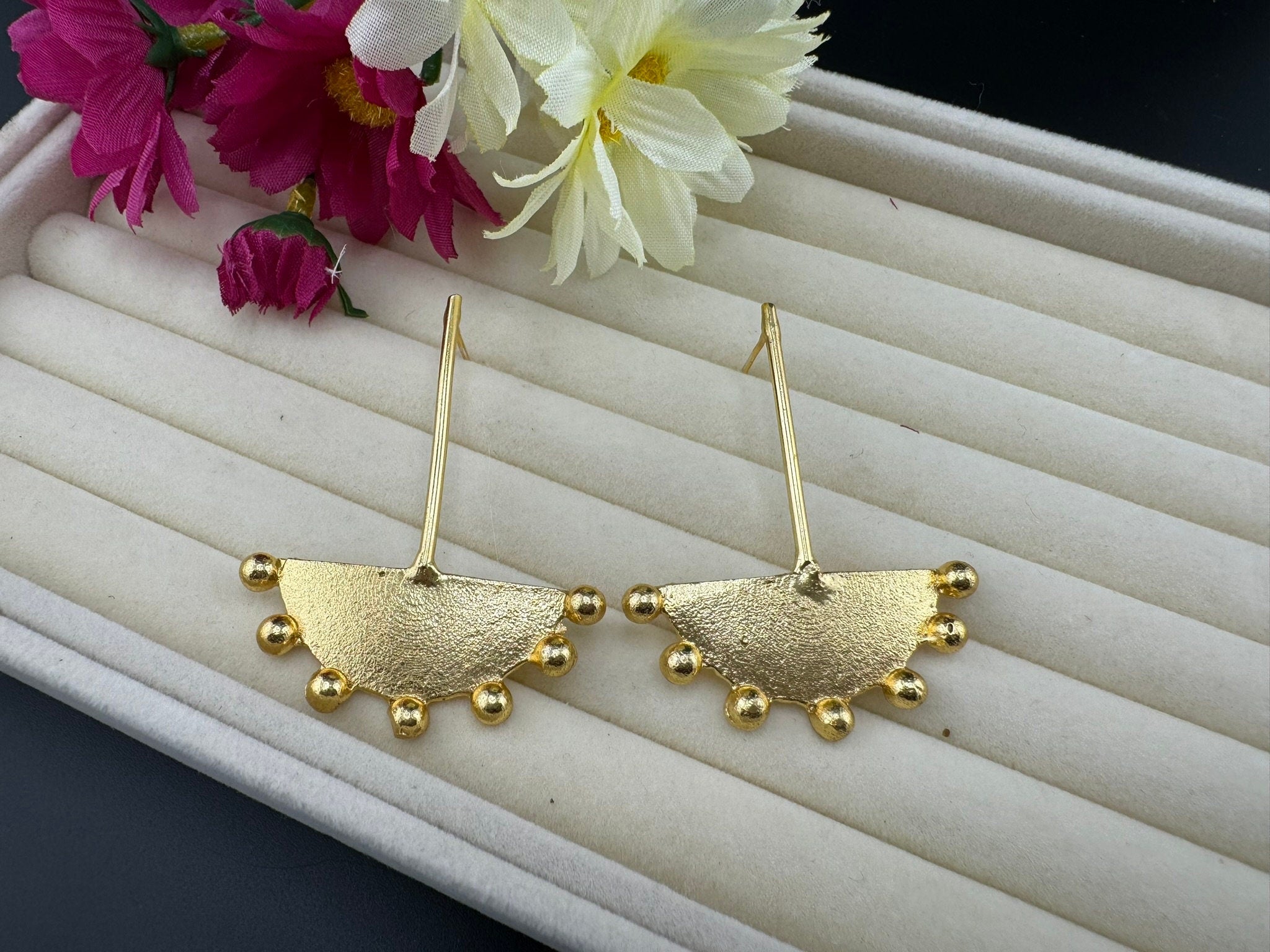 Matt Gold Statement Long earrings in unique sleek design