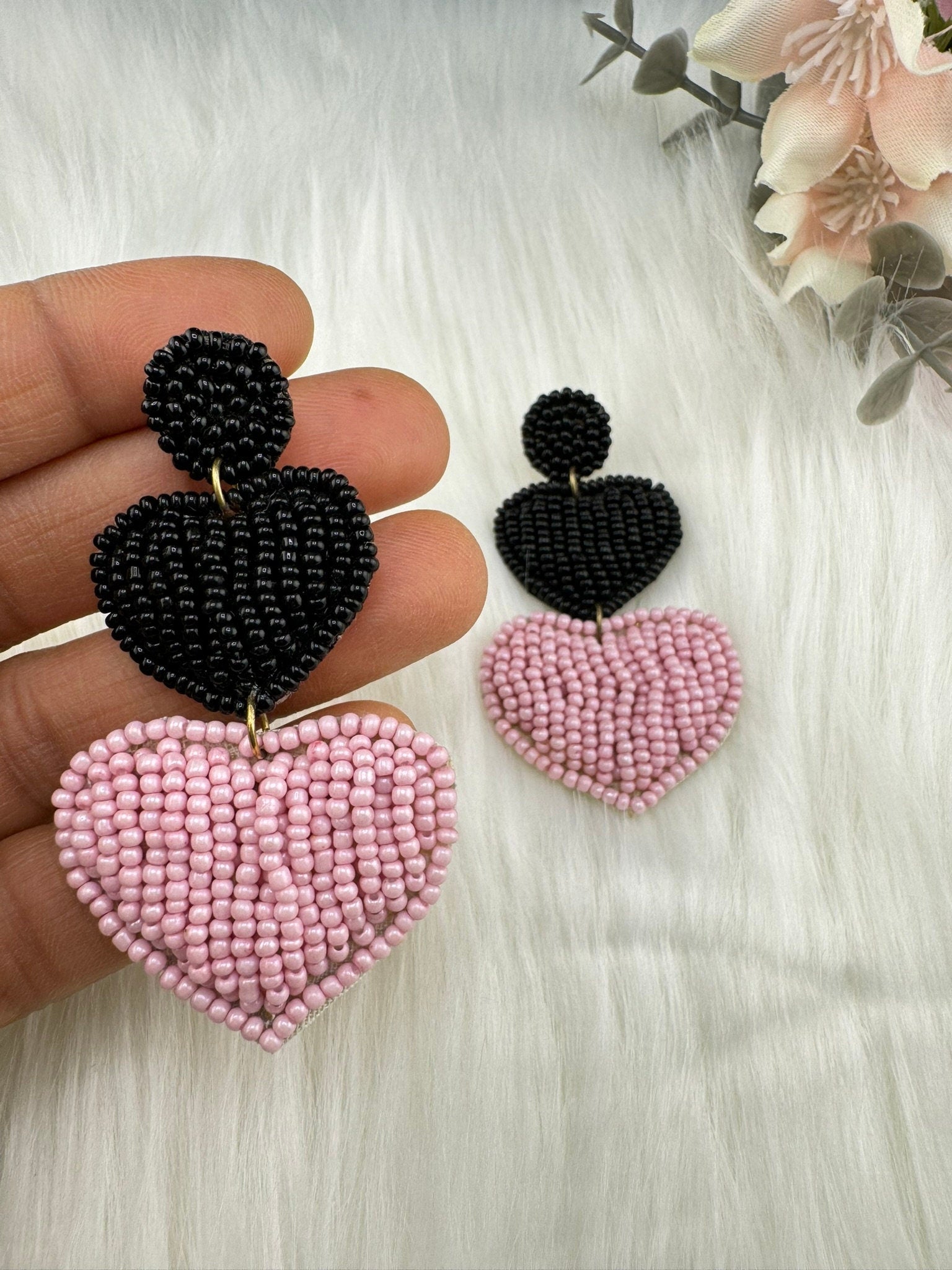 Beaded Baby Pink and Black Heart quirky earring/Handmade earring/Statement Earring/Boho Earring/Beaded earring/Ethnic Earring/Valentines day