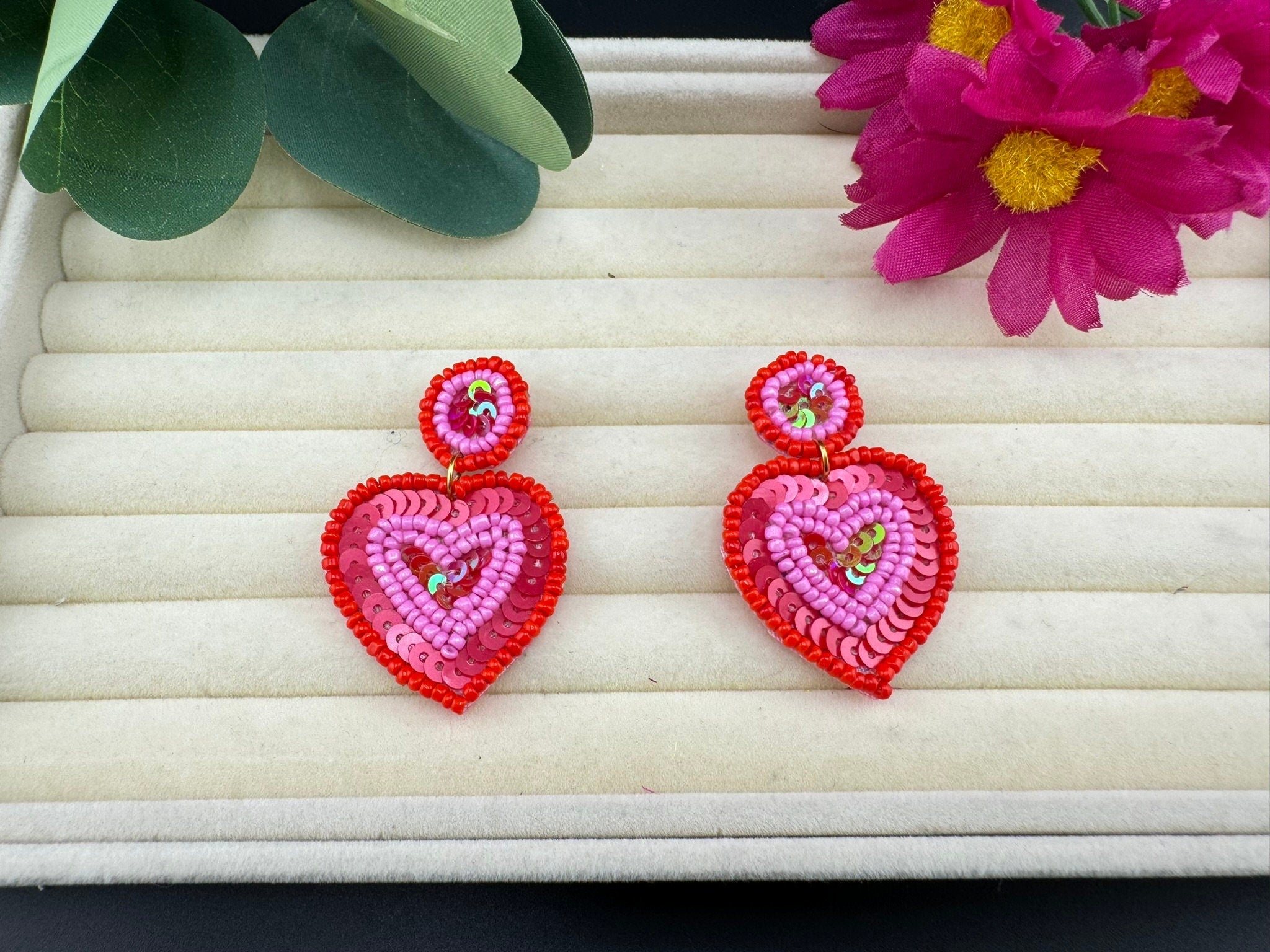 Beaded Pink and Red Heart quirky earring/Handmade earring/Statement Earring/Boho Earring/Beaded earring/Ethnic Earring/Valentines Love