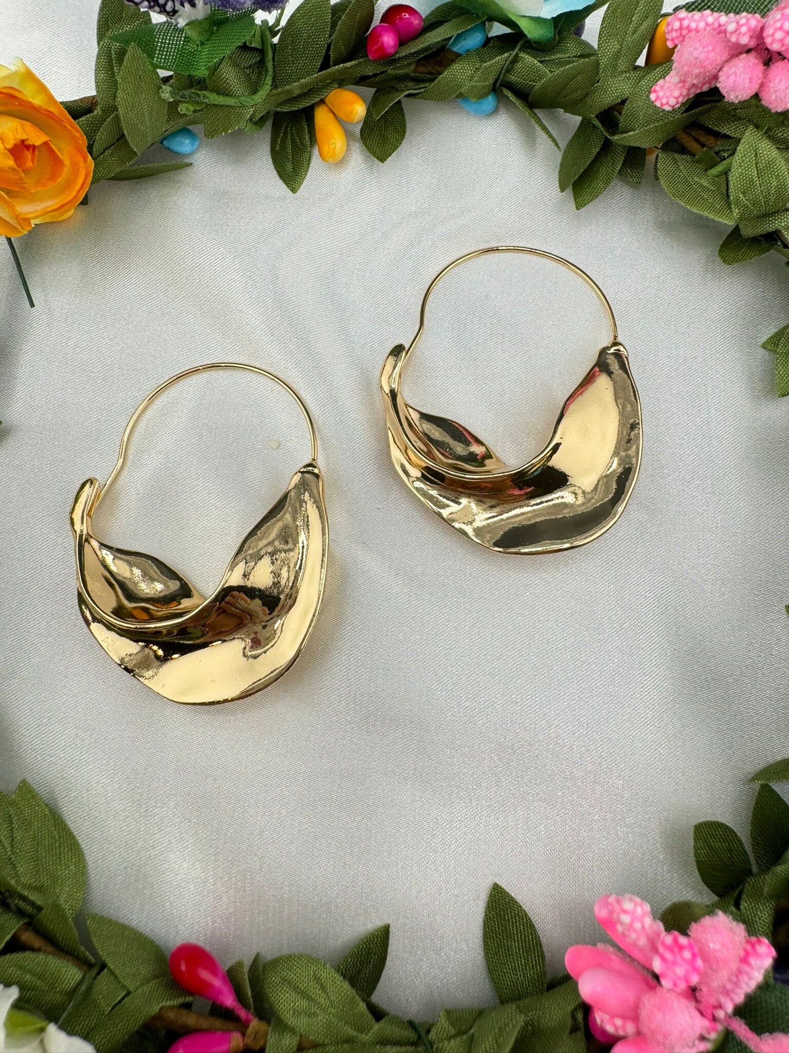 Premium Gold brass quirky earrings in unique irregular Hoops design/Statement earrings/everyday jewelry/Indian modern Earring/Bridal Earring