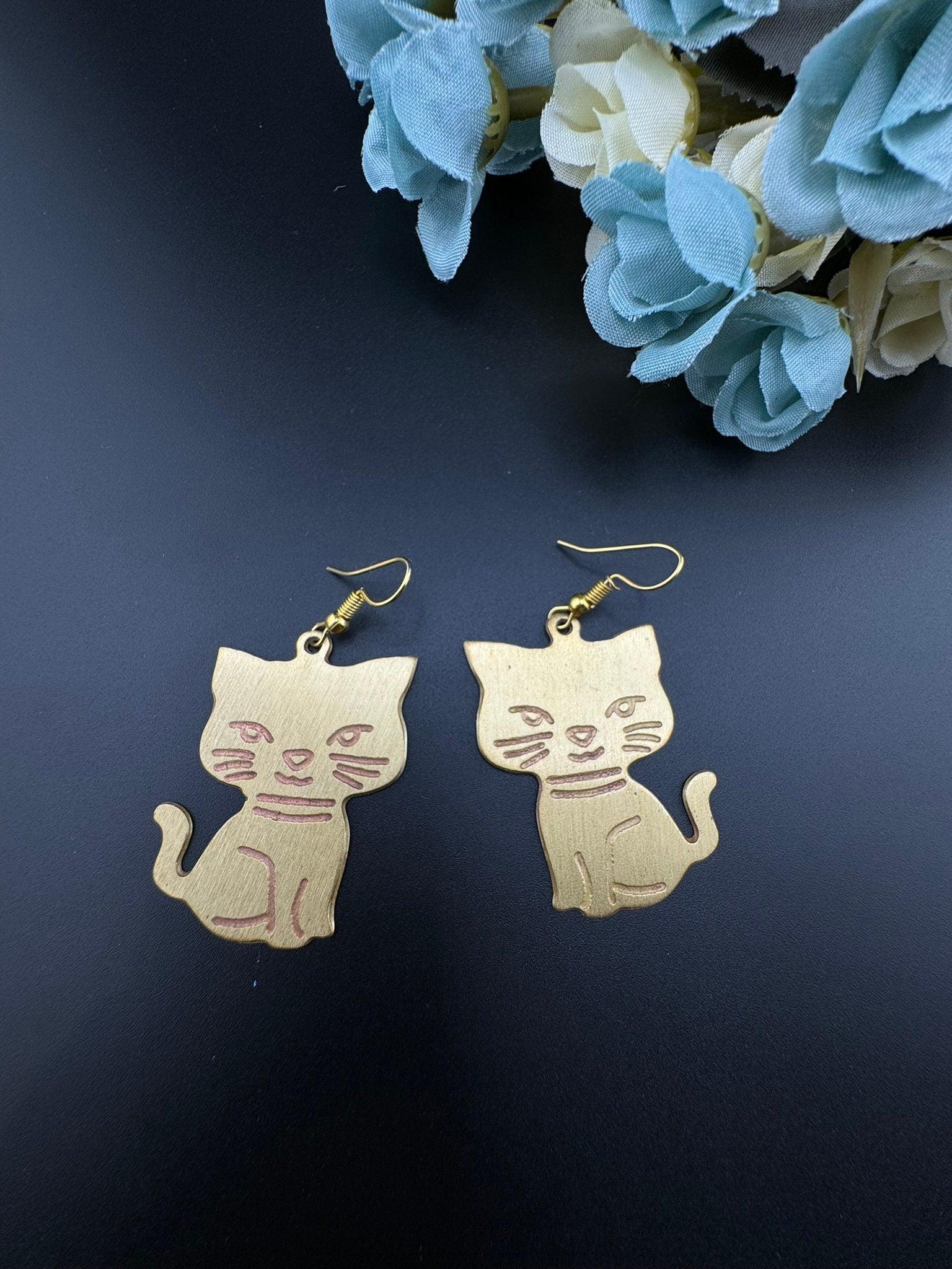 Premium Matt Gold quirky earrings in unique sleek cat design/Statement earrings/everyday jewelry/Indian Earrings/unique sleek animal earring