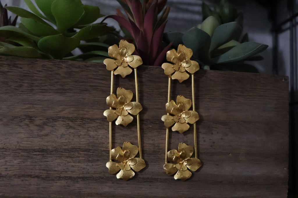 Matt Gold statement Long earrings with unique Flowers design