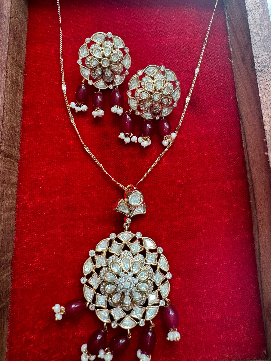 Tyaani Inspired Premium quality moissanite Kundan, CZ pendant set with chain/Indian jewelry/silver foil back/Premium Kundan/Bridesmaids gift