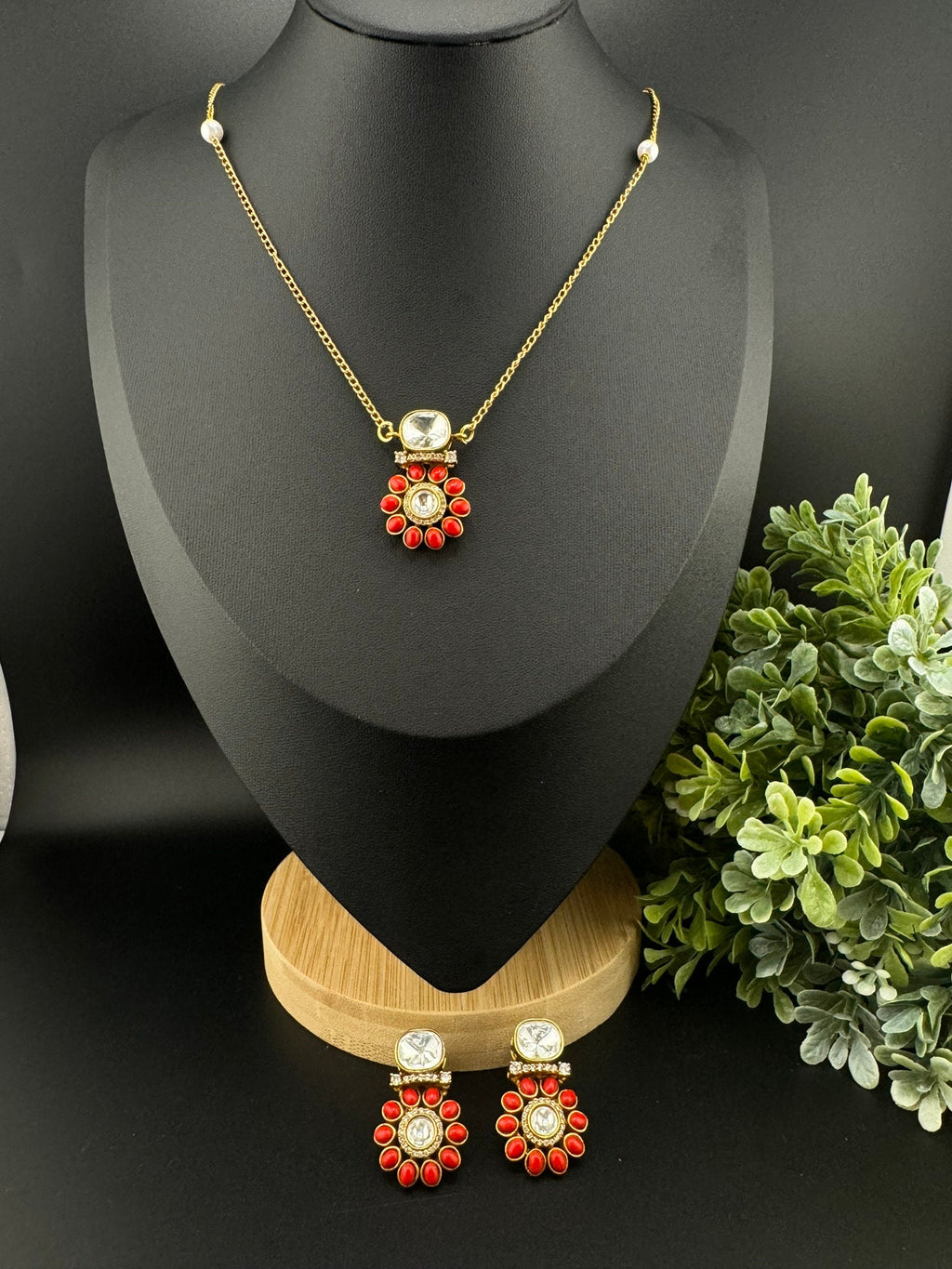 Premium Uncut moissanite Kundan, Semi-precious stones, CZ pendant stud set/Indian jewelry/silver foil back/Premium Kundan/Bridesmaids gift